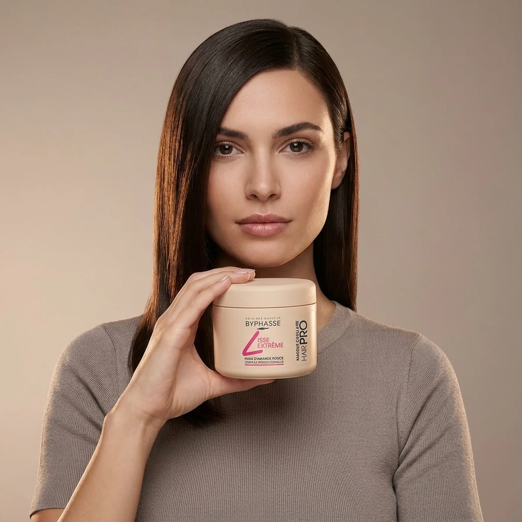 Маска для непослушных волос Byphasse Hair Pro Hair Mask Liss Extreme Rebellious Hair 500 г