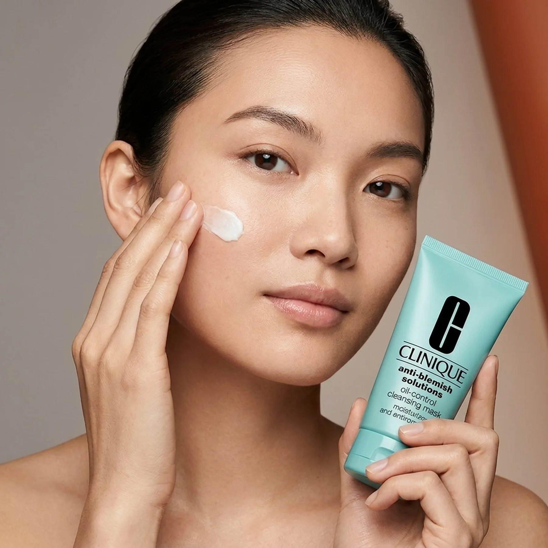 Маска для лица, контролирующая выработку жира Clinique Anti-Blemish Solutions Oil-Control Cleansing Mask 100 мл