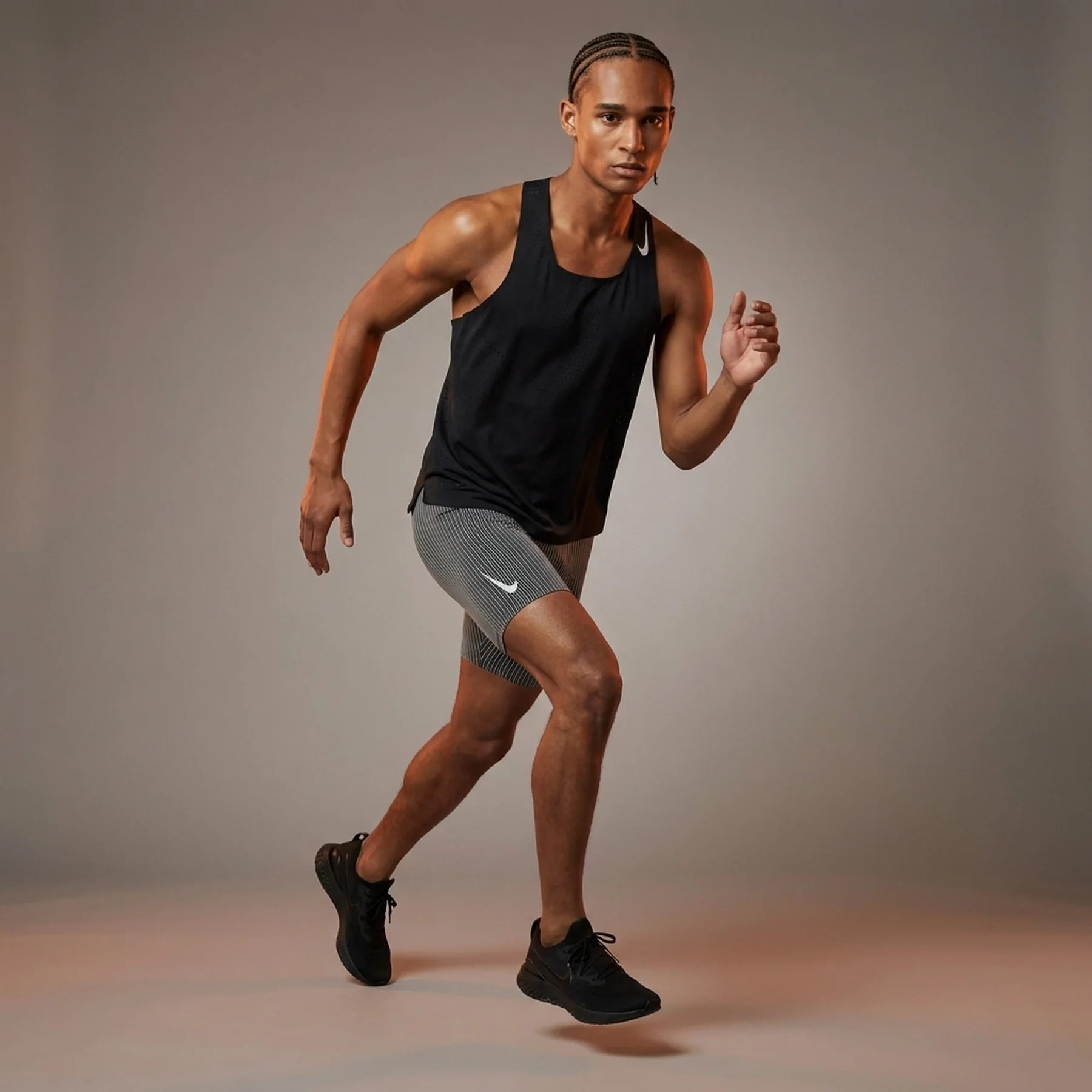 Майка чоловіча Nike Dri-Fit Adv Aeroswift Black (DM4624-010)