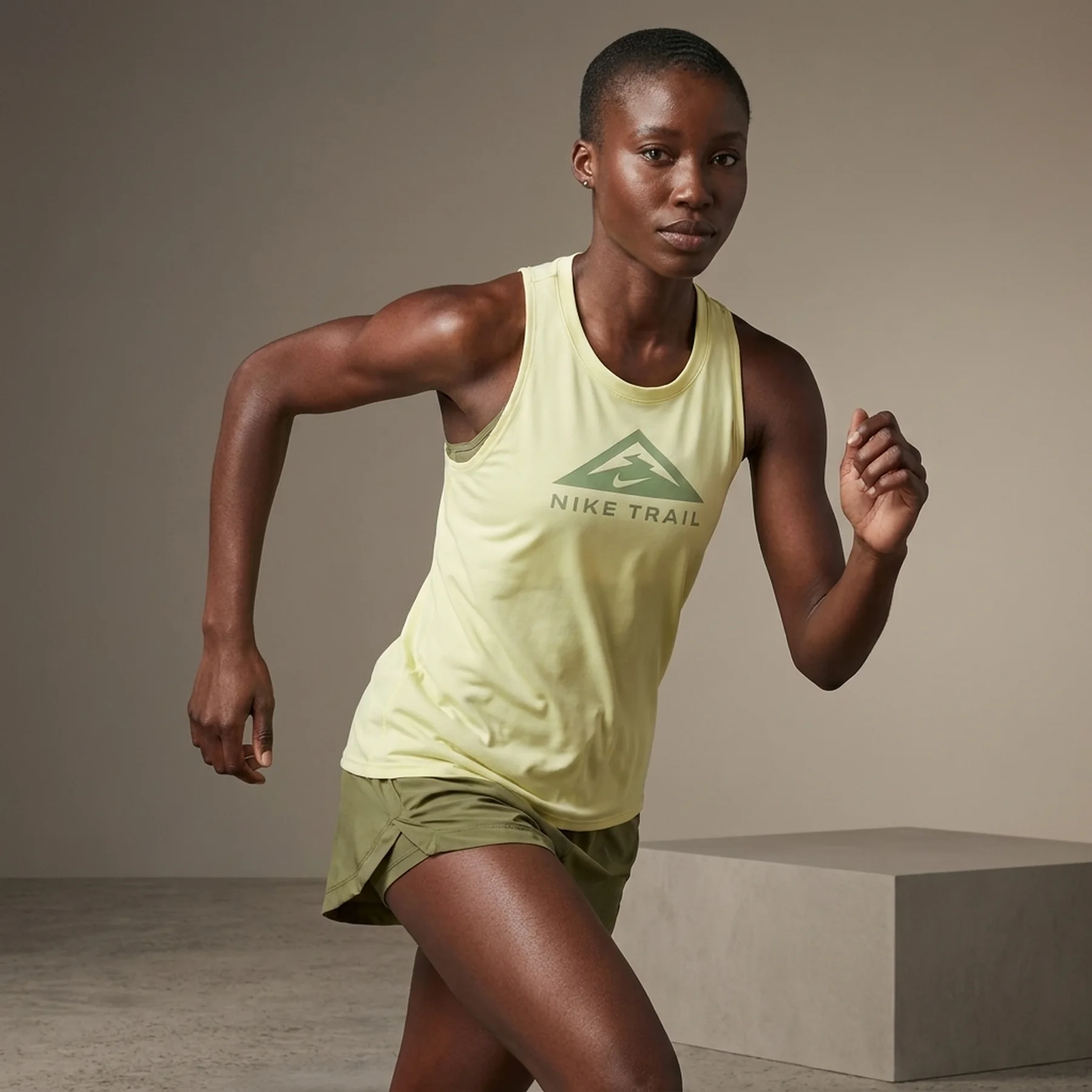 Майка жіноча Nike Dri-Fit Yellow (DX1023-331)
