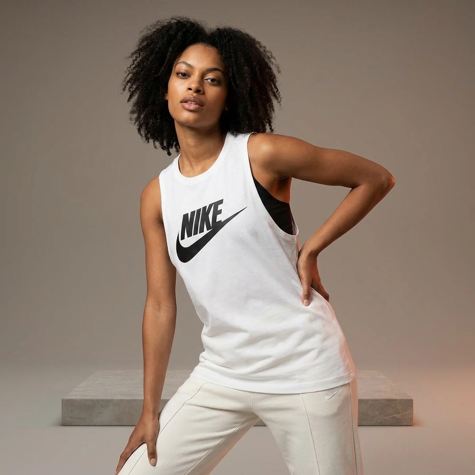 Майка жіноча Nike W Nsw Tank Mscl Futura New (CW2206-100)