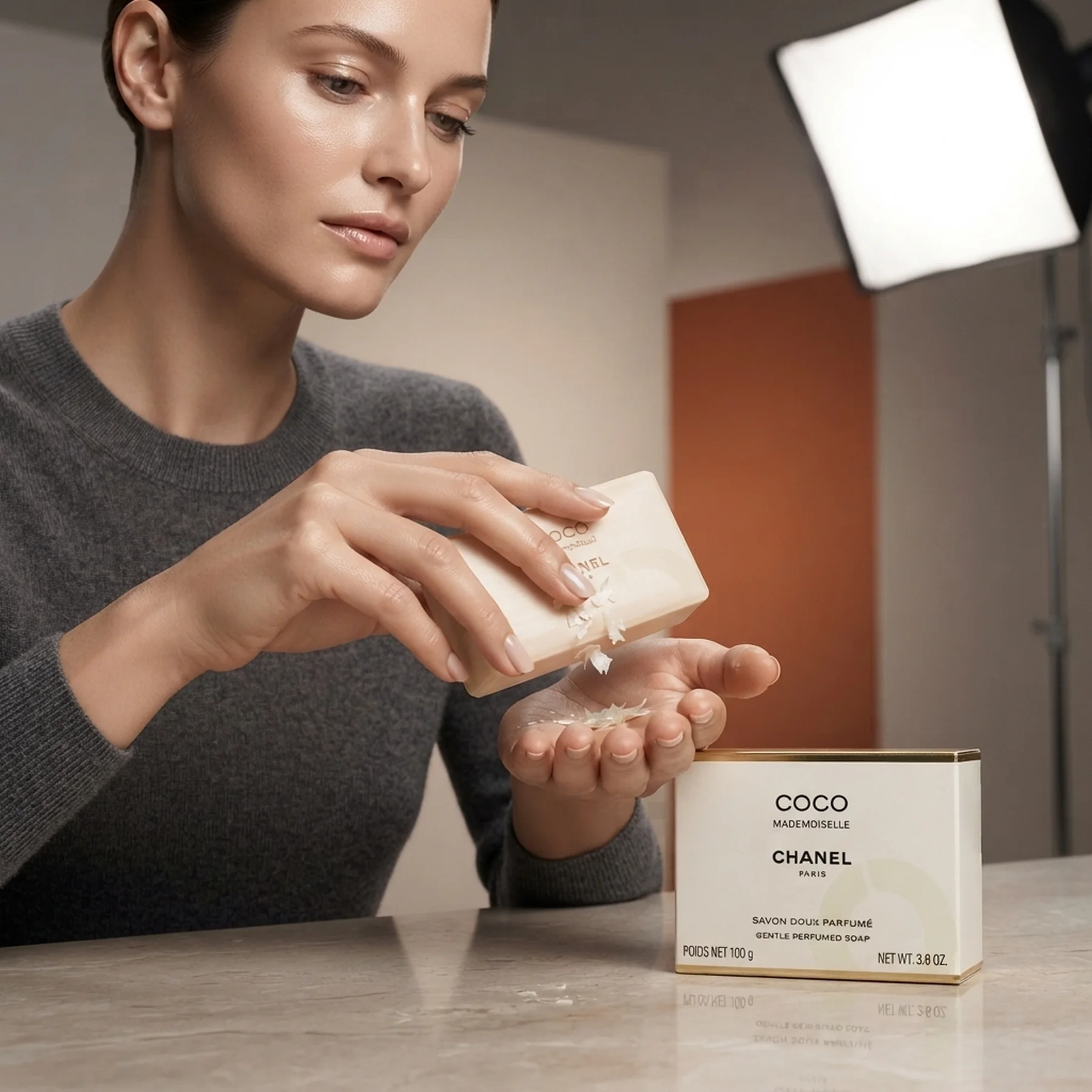Мыло для женщин CHANEL Coco Mademoiselle 100 г