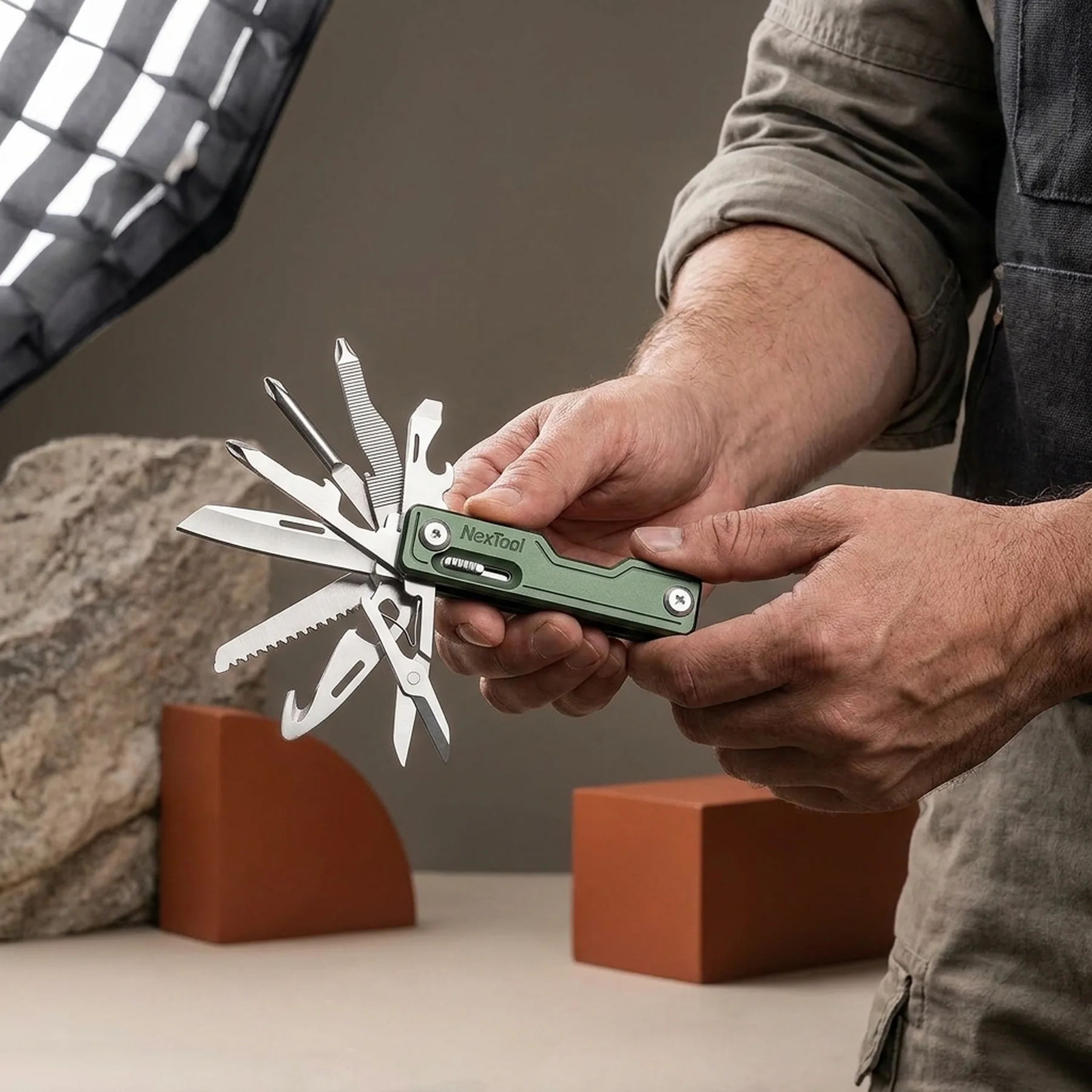 Мультитул NexTool Multi Functional Knife, зелений