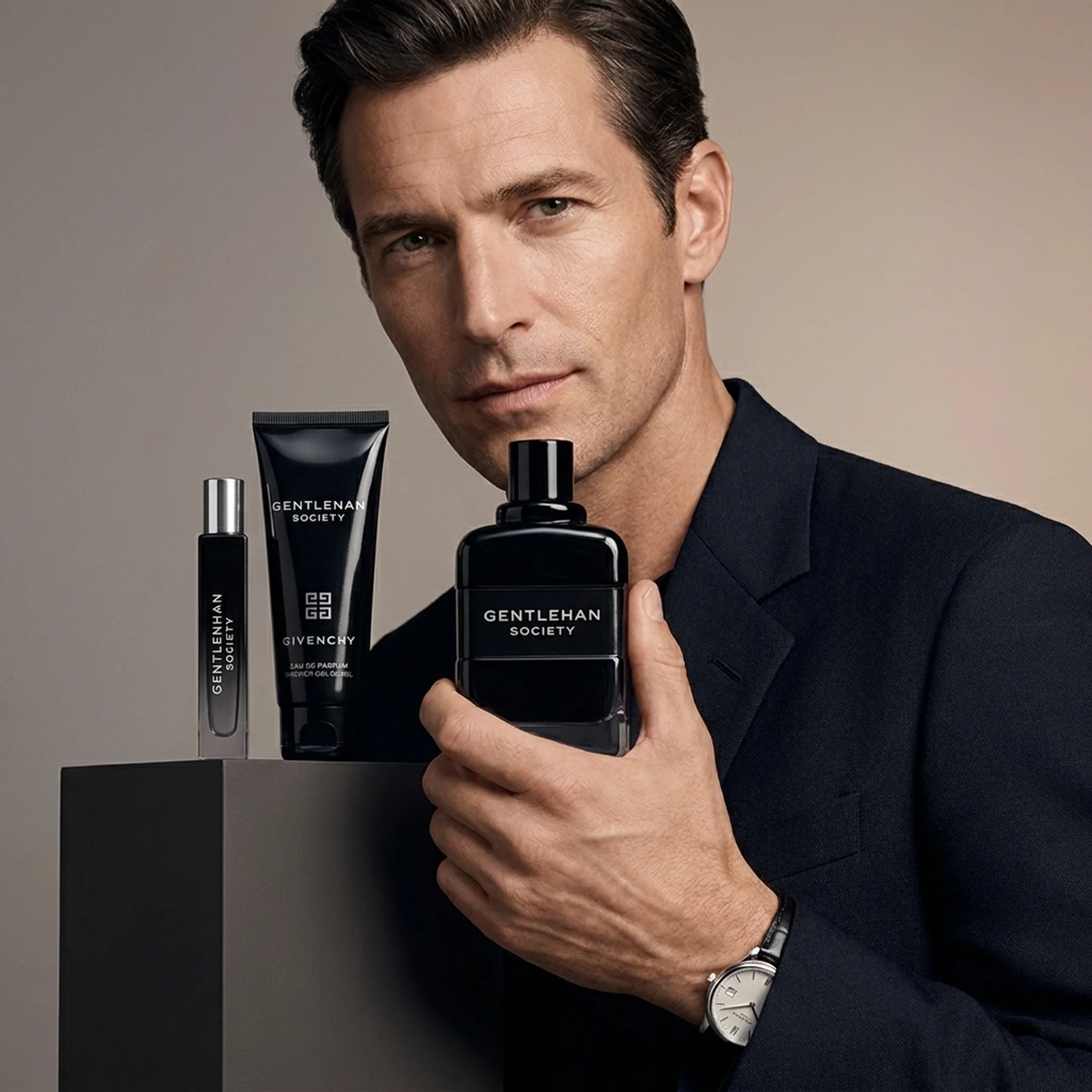 Набор для мужчин Givenchy Gentleman Society Парфумована вода 100 мл + Парфумована вода 12,5 мл+ Гель для душу 75 мл