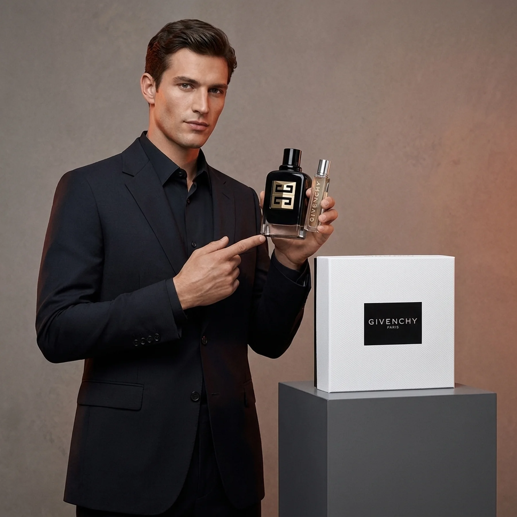Набор для мужчин Givenchy Society Eau de Parfum Ambree Парфумована вода 60 мл + Парфумована вода 12,5 мл