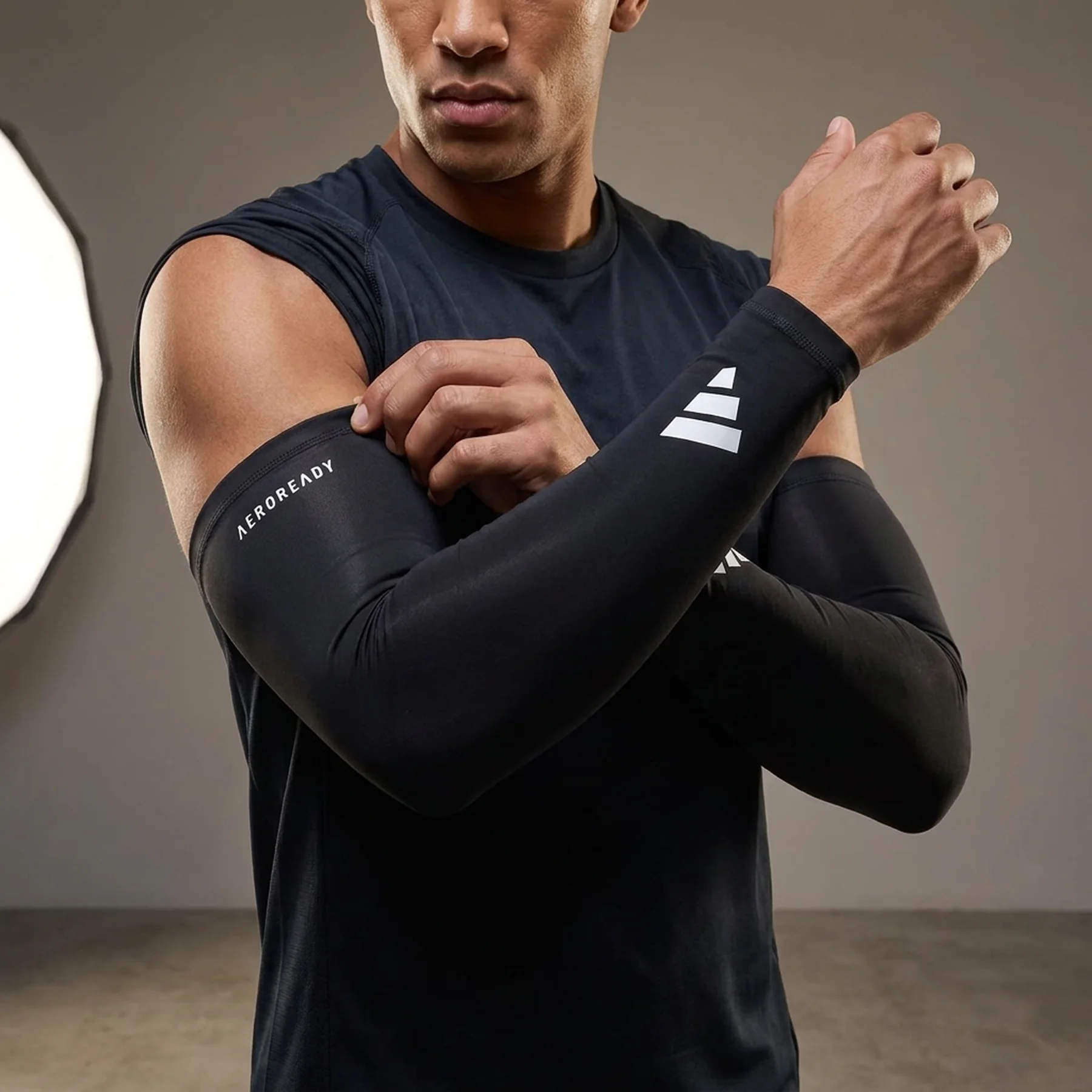 Наколінники Adidas Aeroready Compression Arm Sleeves Black (ADSL-13011BK)