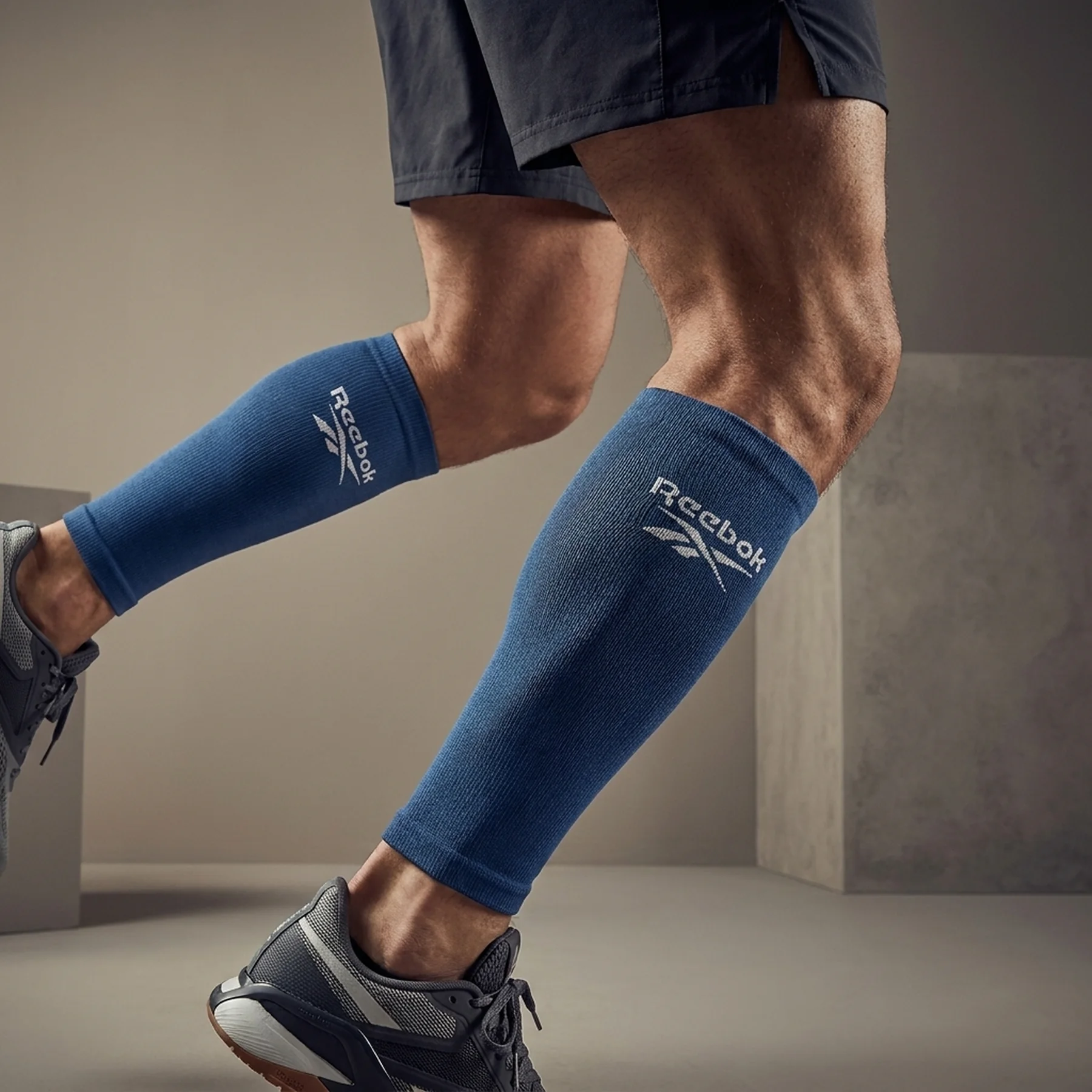 Нарукавники Reebok Calf Sleeves (RASL-11316BL)