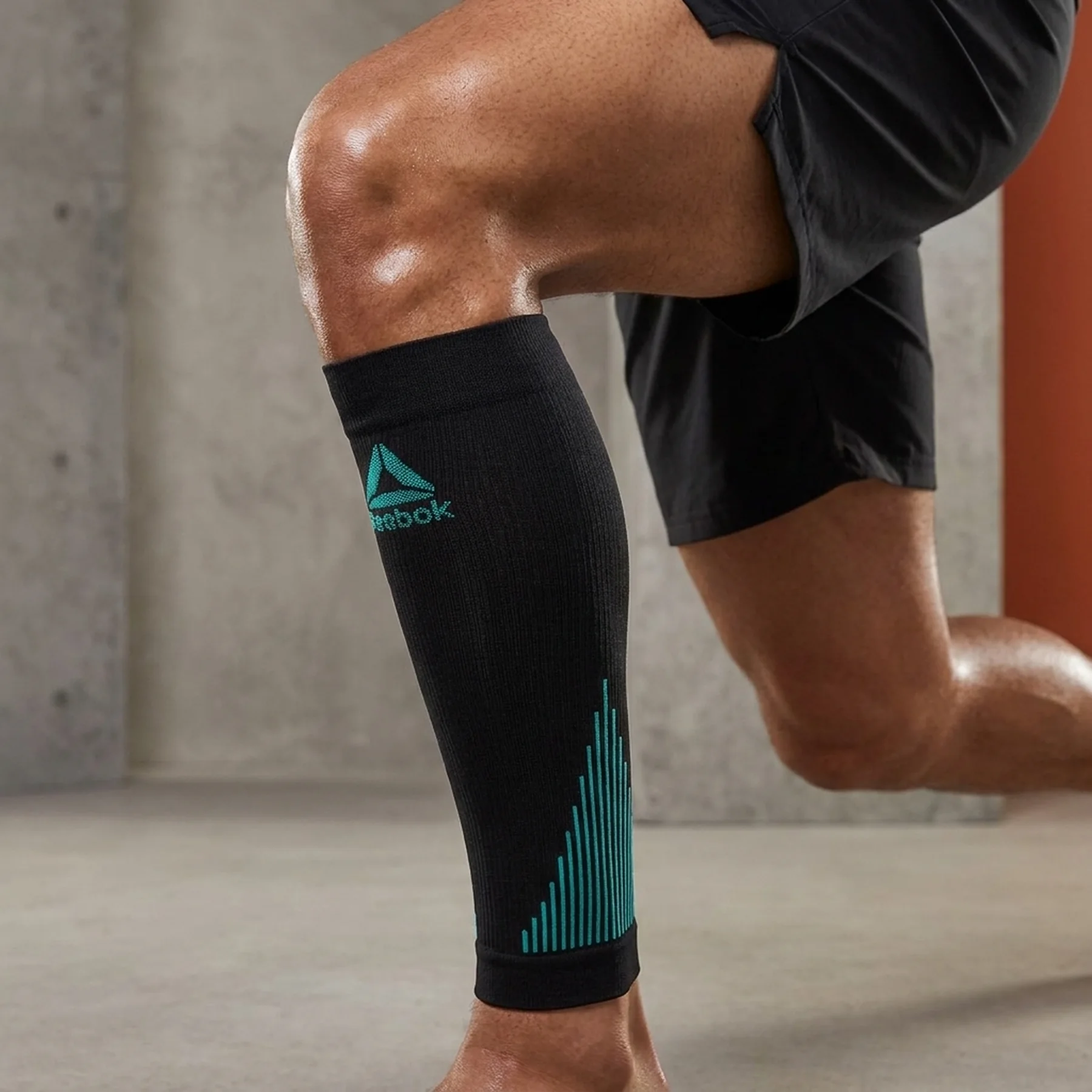 Нарукавники Reebok Knitted Compression Calf Sleeve (RRSL-15333)