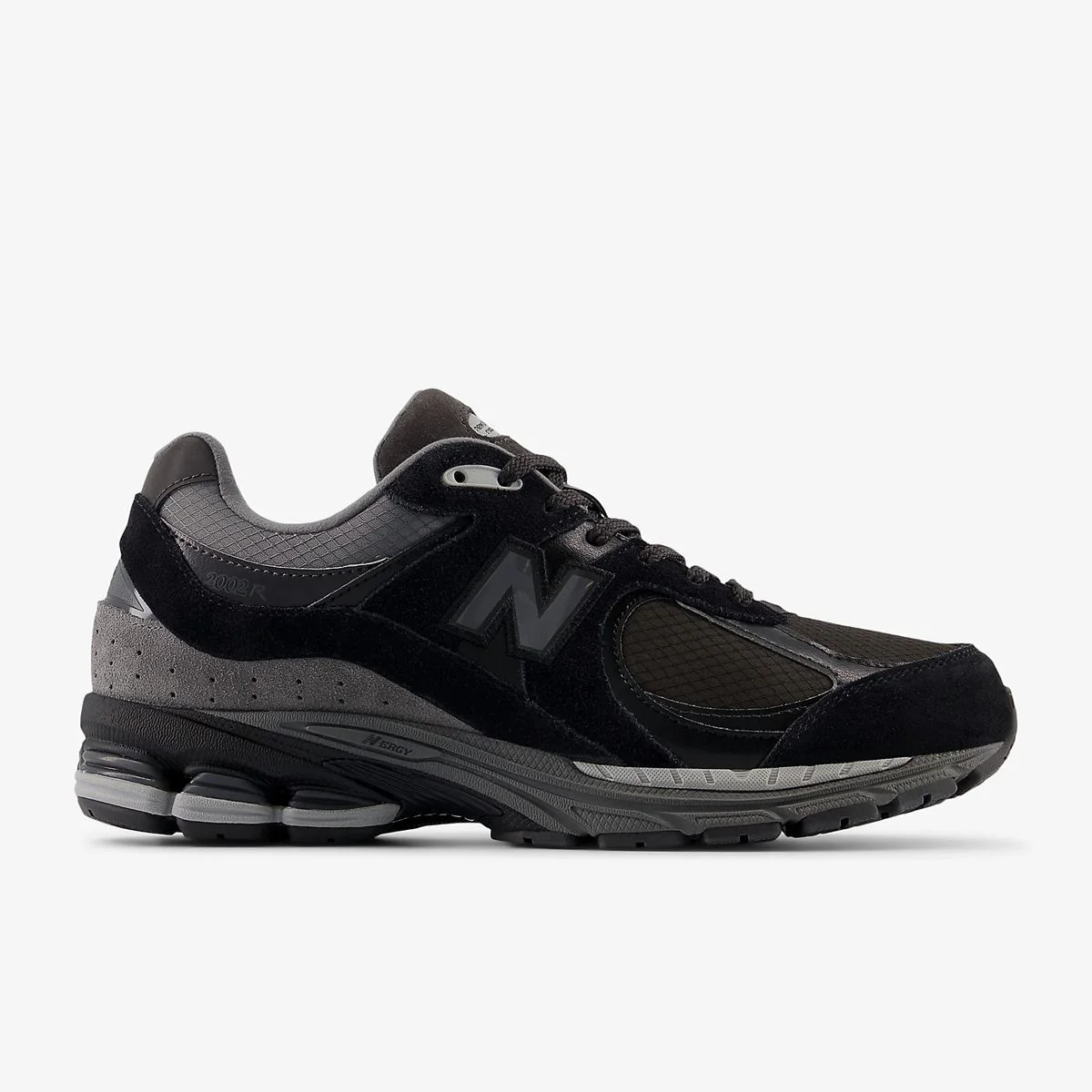 New Balance 2002R “Black Ripstop”