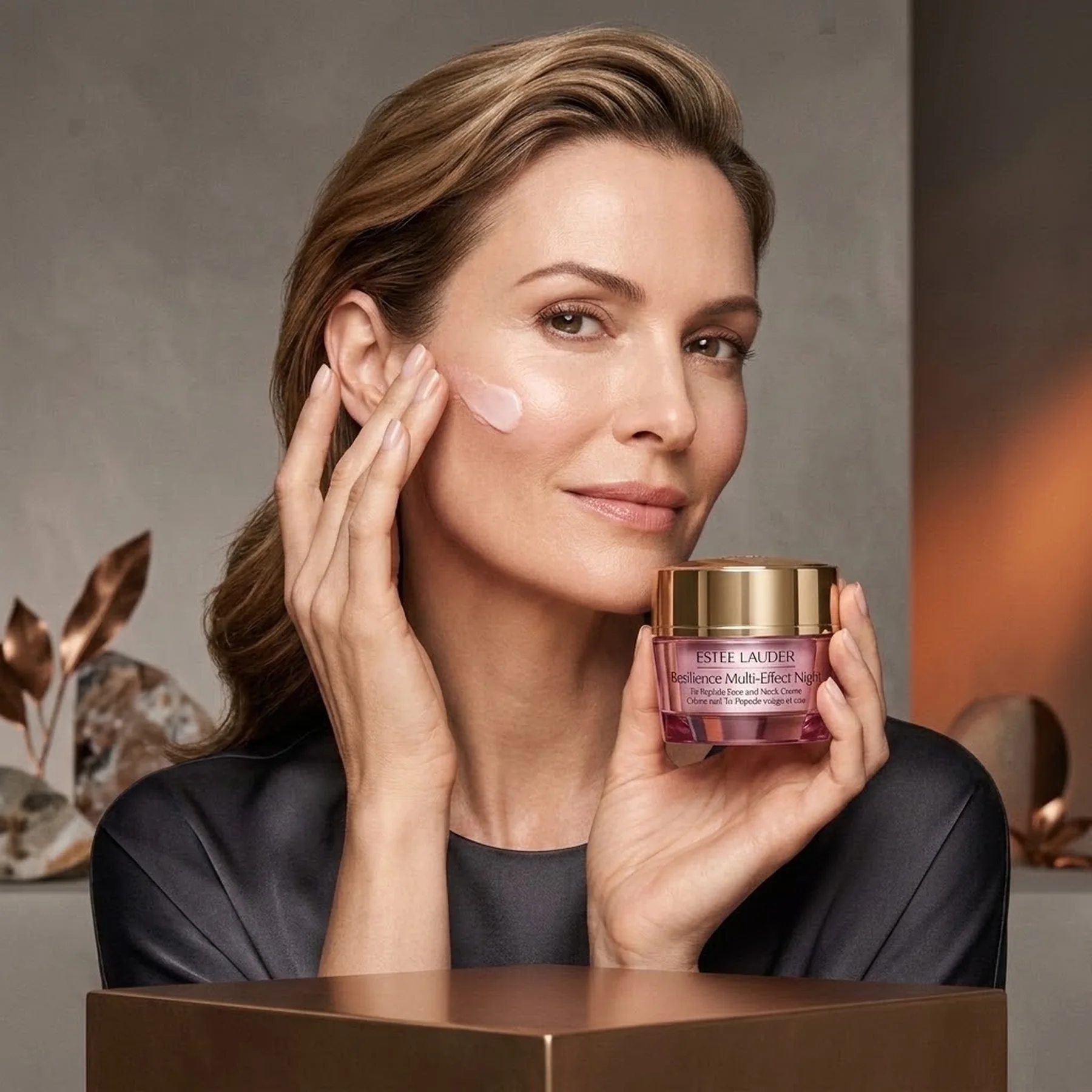 Ночной лифтинговый крем, повышающий упругость кожи лица и шеи Estee Lauder Resilience Multi-Effect Night 50 мл
