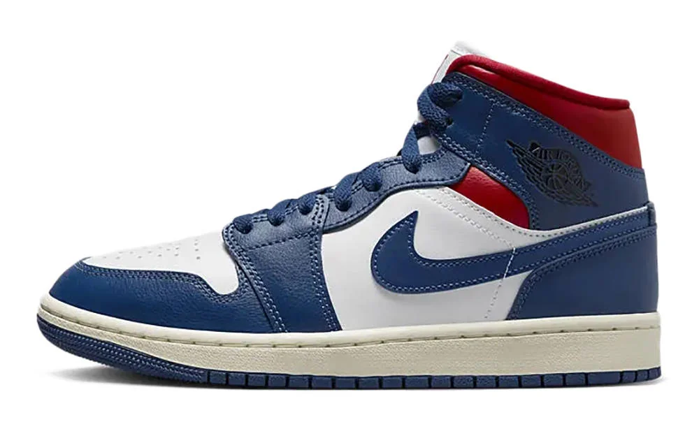 Nike Wmns Air Jordan 1 Mid 'French Blue'