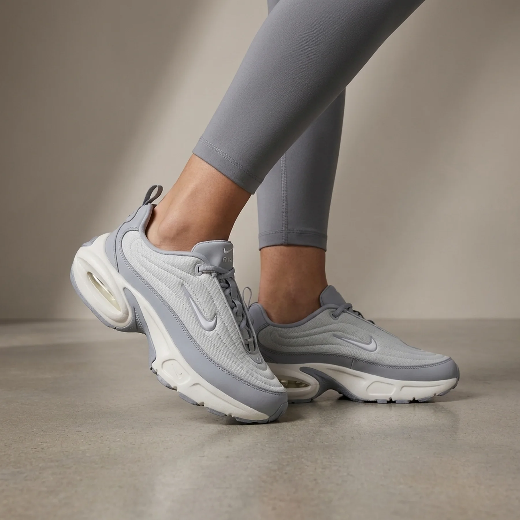 Nike Wmns Air Max Portal 'Wolf Grey Photon Dust'