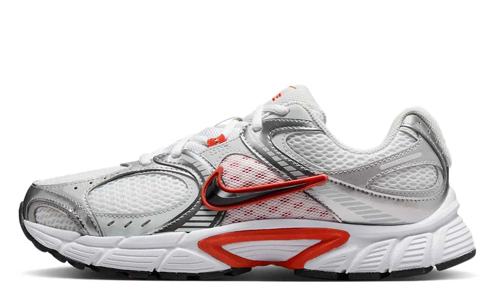 Nike Wmns V5 RNR 'White Black Picante Red'