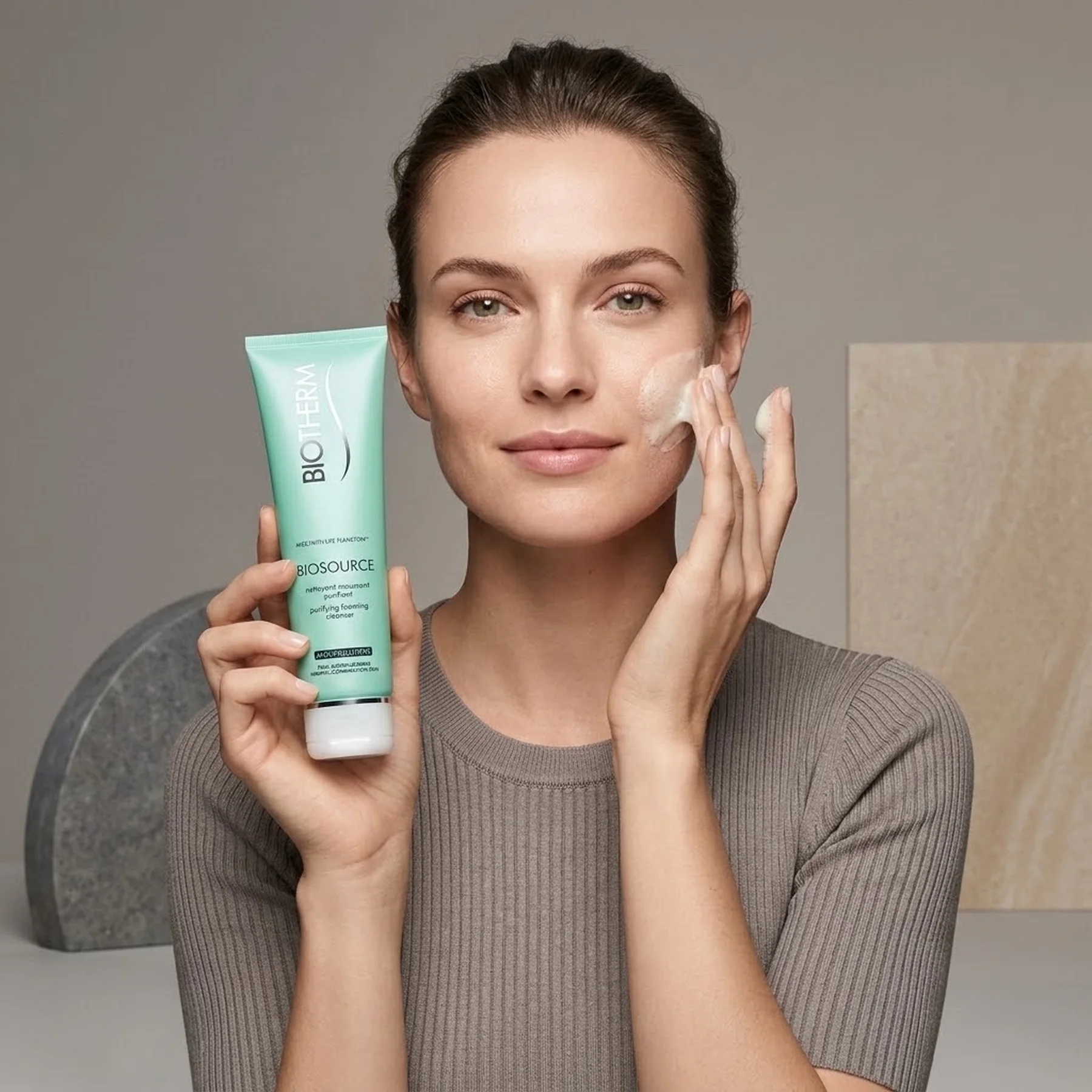 Очищающая пенка для нормальной и комбинированной кожи Biotherm Biosource Purifying Foaming Cleanser 150 мл