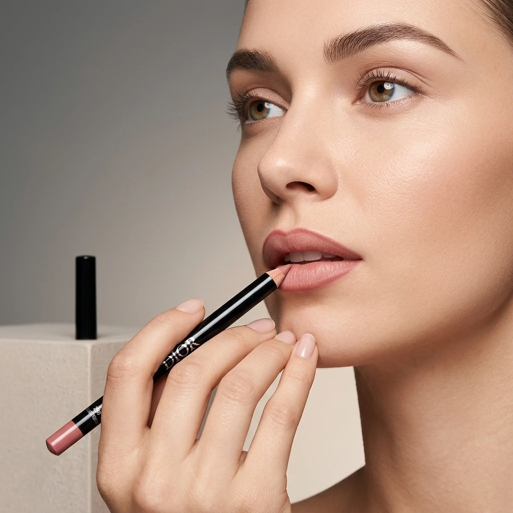 Карандаш для губ Dior Rouge Dior Contour 1.2 г 259 Nude Ribbon