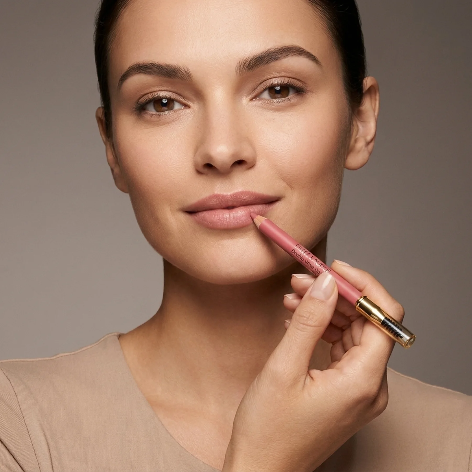 Карандаш для губ Estee Lauder Double Wear 24h Stay-in-Place Lip Liner 1.2 г 015 Blush