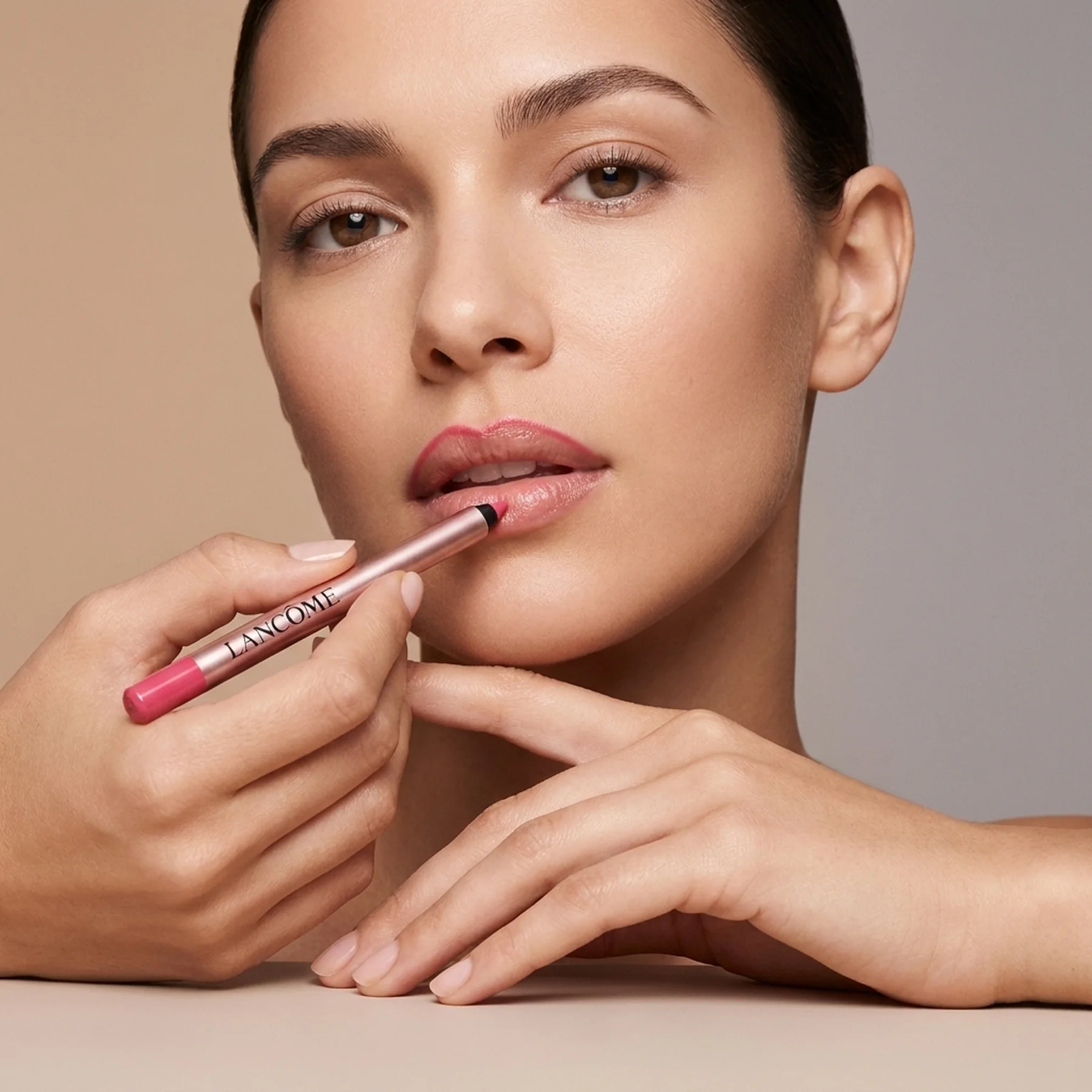 Карандаш для губ Lancome Lip Idole Liner 1.2 г 101 Spicy Cherry