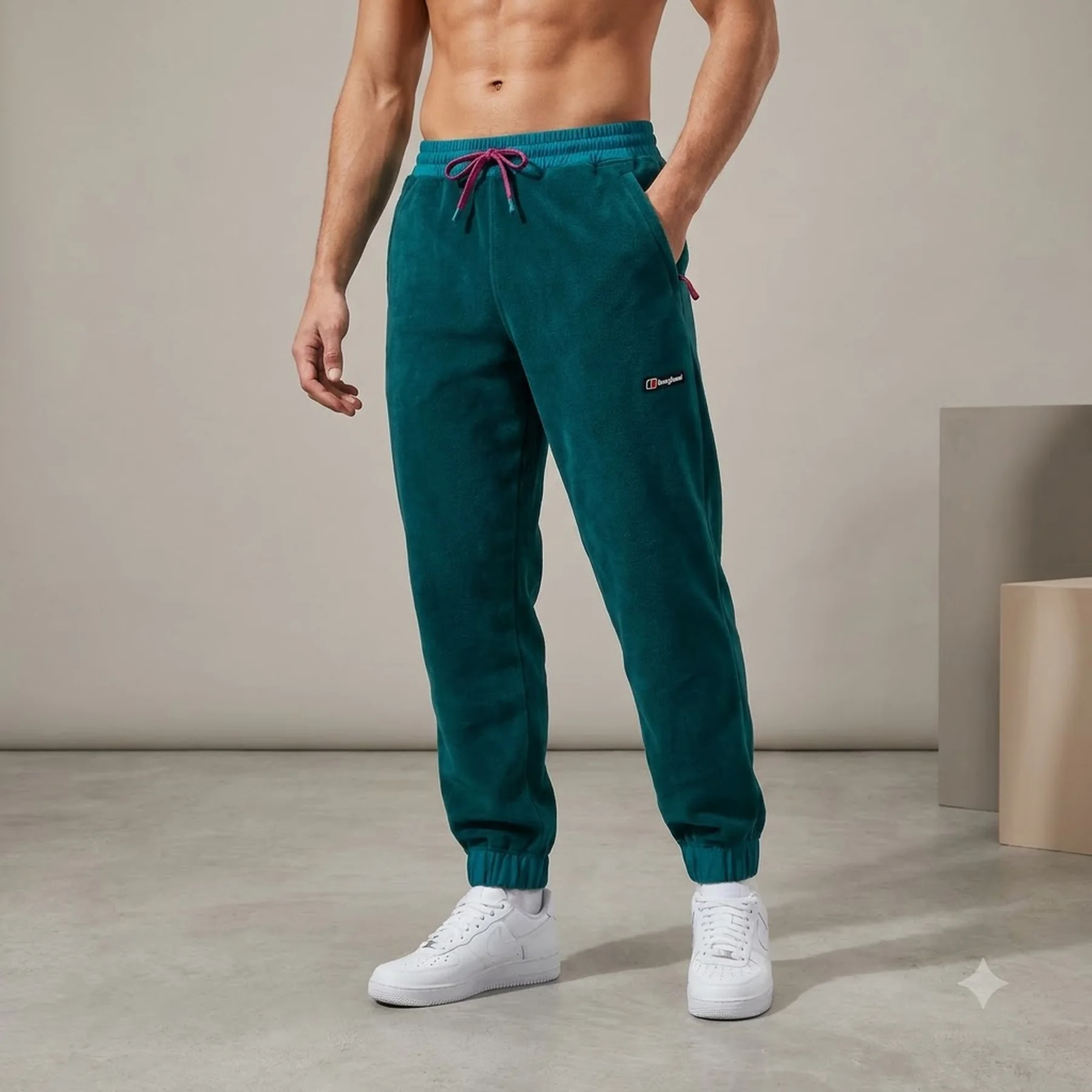 Оверсайз флісові штани Berghaus