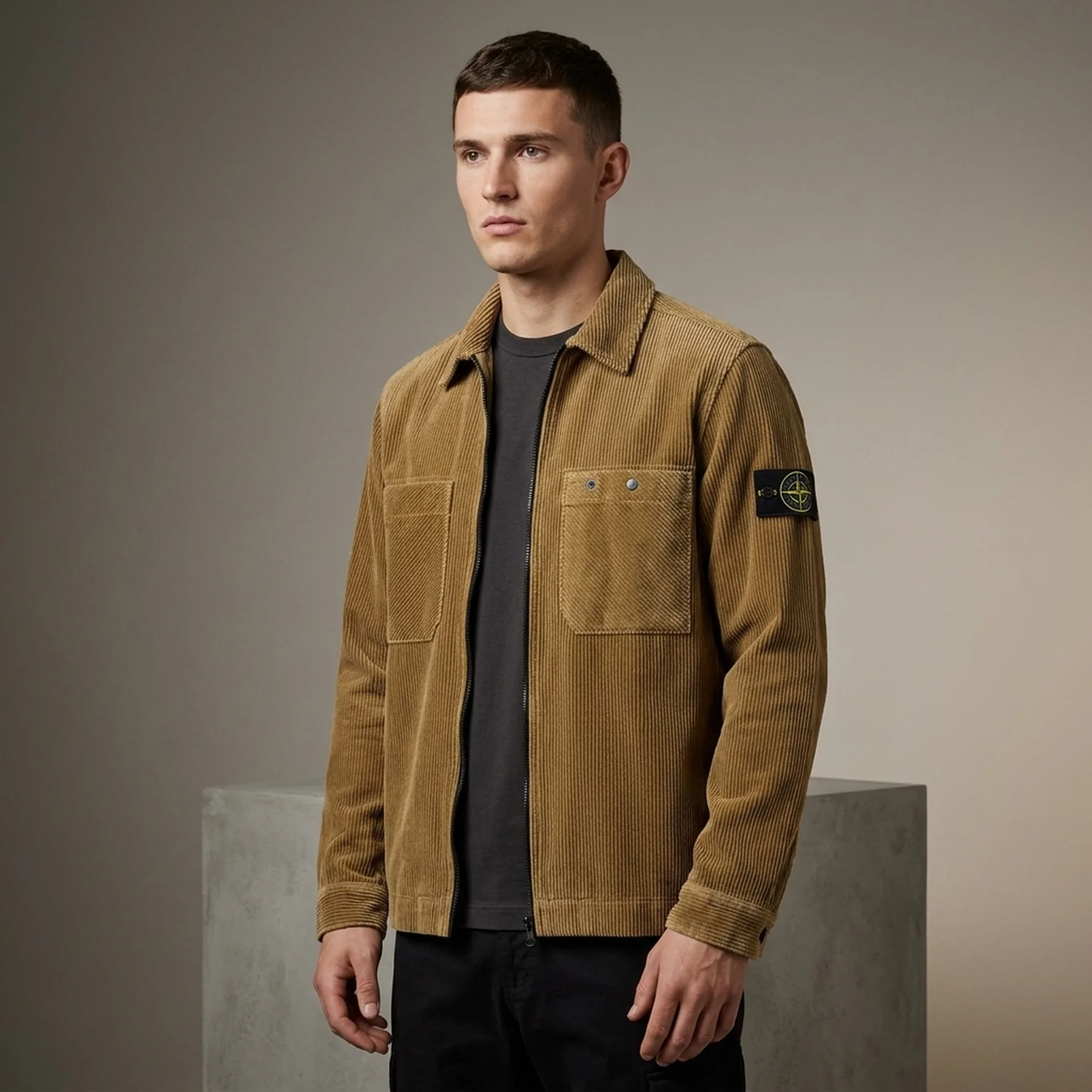 Оверсхот Stone Island (Biscuit)