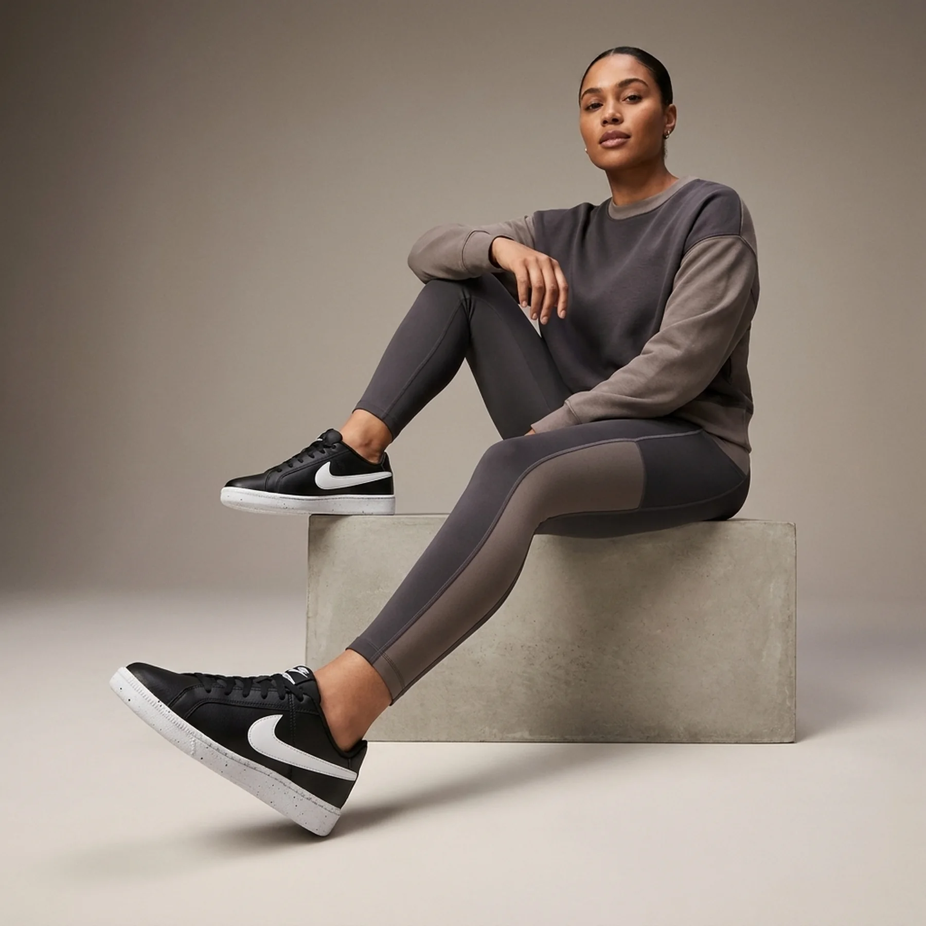Nike Court Royale 2 Better Essential — кросівки