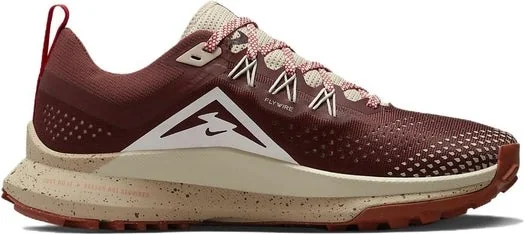 Жіночі кросівки Nike Pegasus Trail 4 DJ6159-200, 38