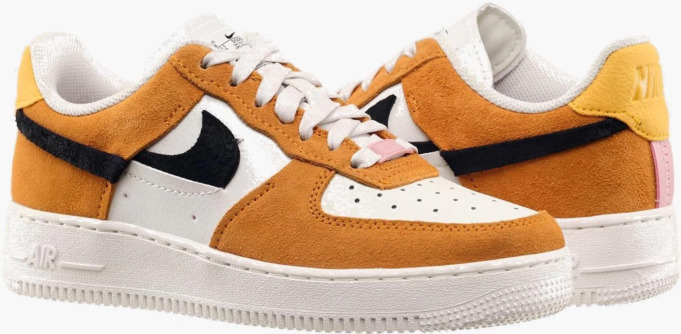Кросівки Nike Air Force 1 Lxx жіночі