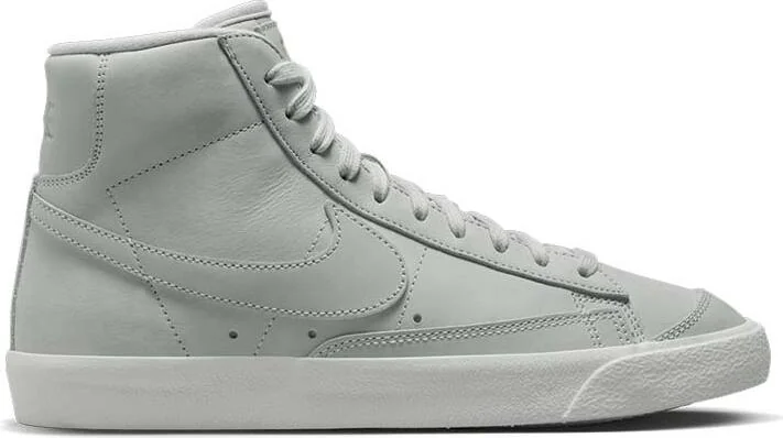 Кеди жіночі Nike Blazer Mid Premium Casual Dq7572-001, 40.5