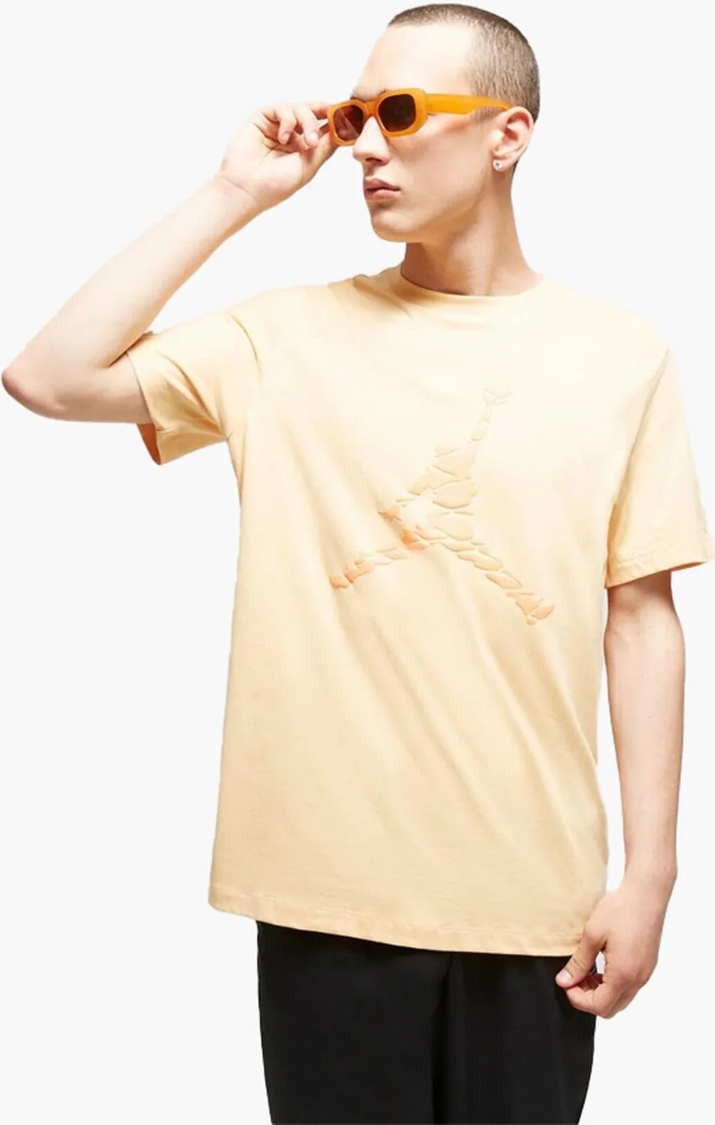 Футболка чоловіча Air Jordan Ess Ss Crew 3 DX9581-251, L