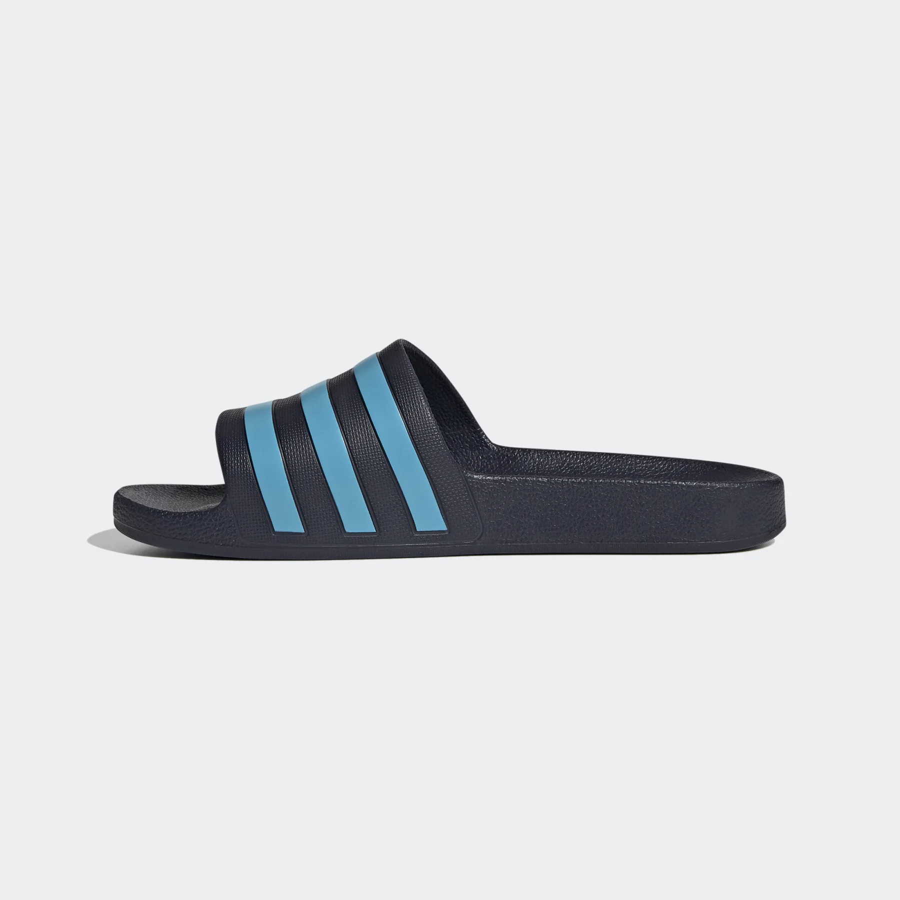 Adidas Adilette Sportswear — тапочки — фото 2