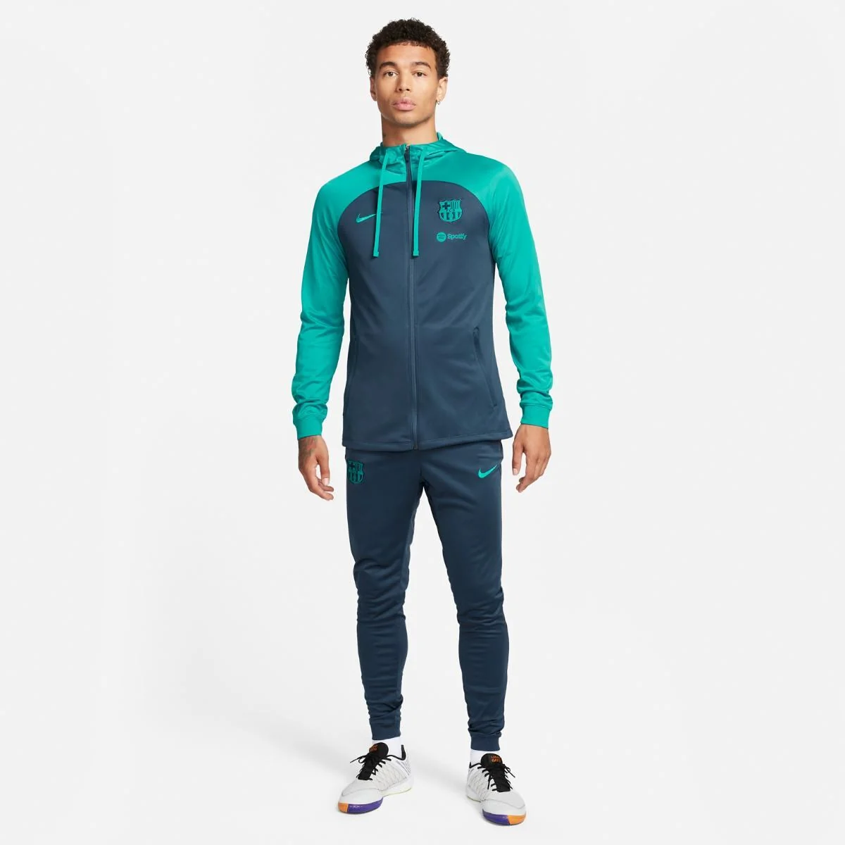 Чоловічий костюм Nike Fcb Dri-Fit Strkhd Trksuit K Cl FD4134-438, L