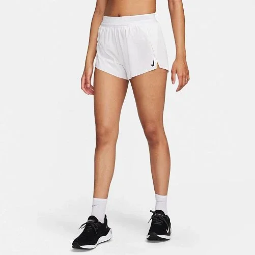 Шорти жіночі NIKE W ARSWFT Dri-FITADV MR 3IN SHORT FN2328-100, L