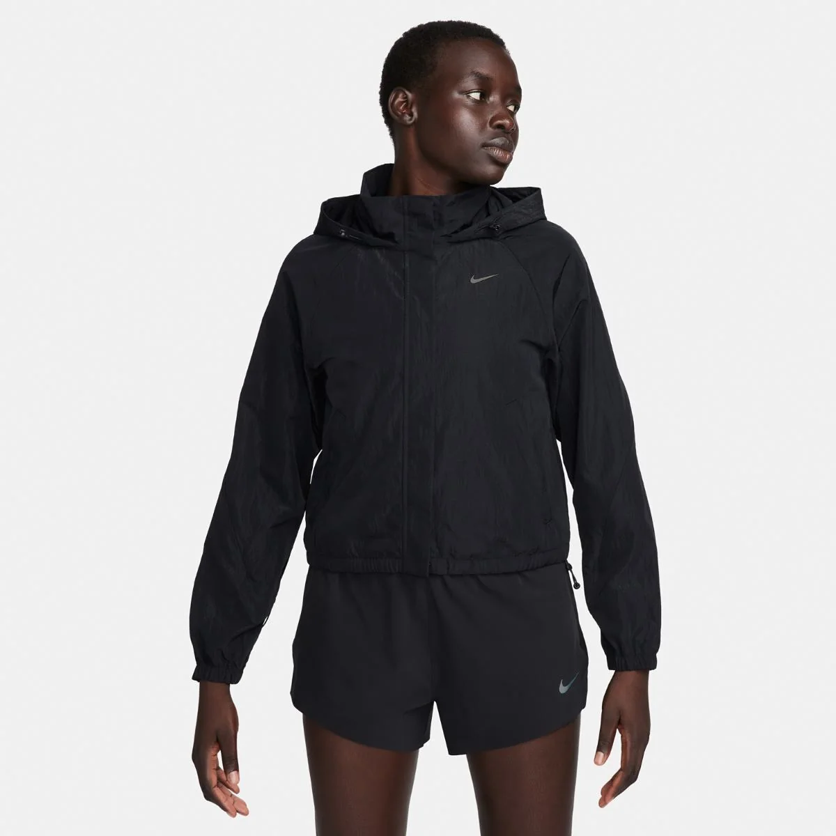 Жіноча куртка Nike W Run Dvn Rpl Jkt FN2575-010, S