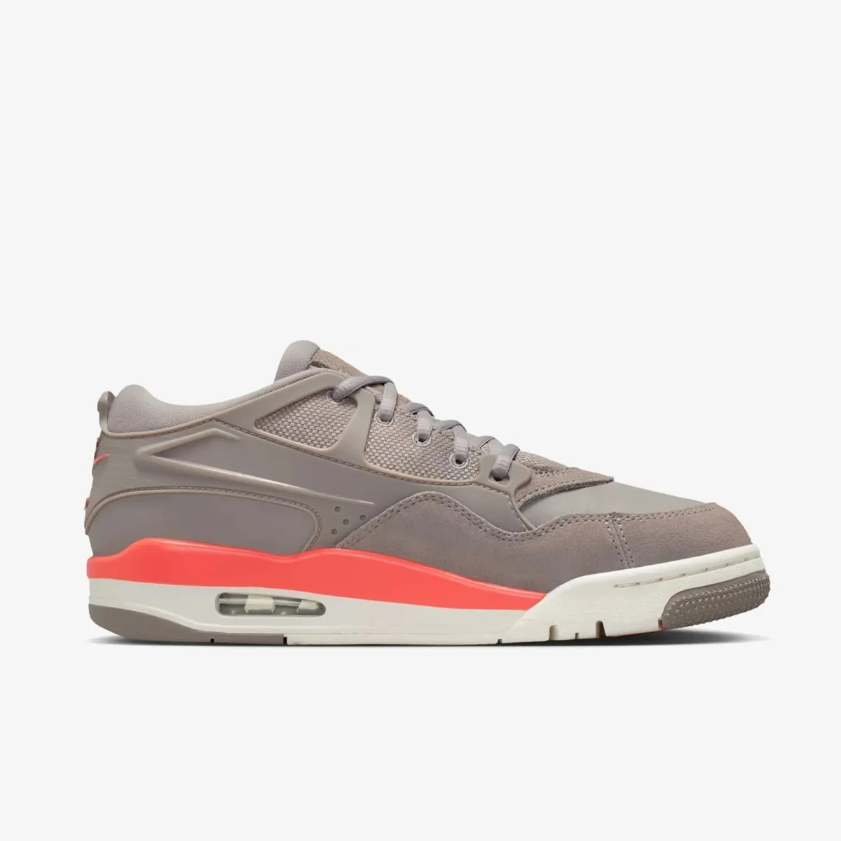 Кросівки жіночі Air Jordan 4Rm FQ7940-002, 36.5