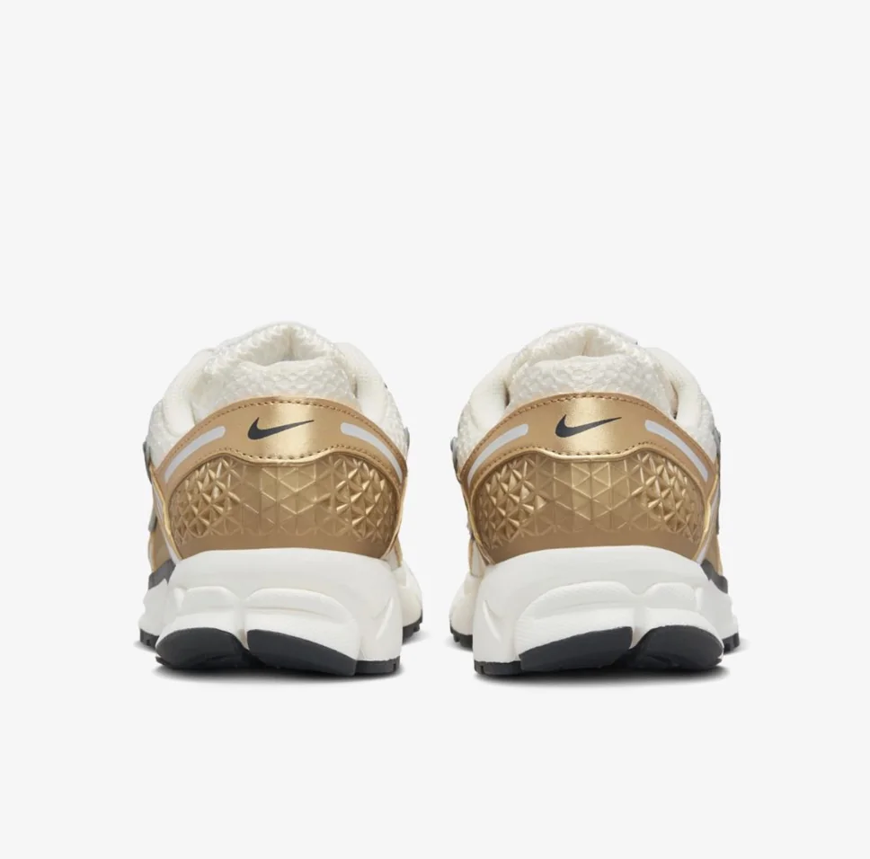 Nike Zoom Vomero 5 GLD — кросівки — фото 7