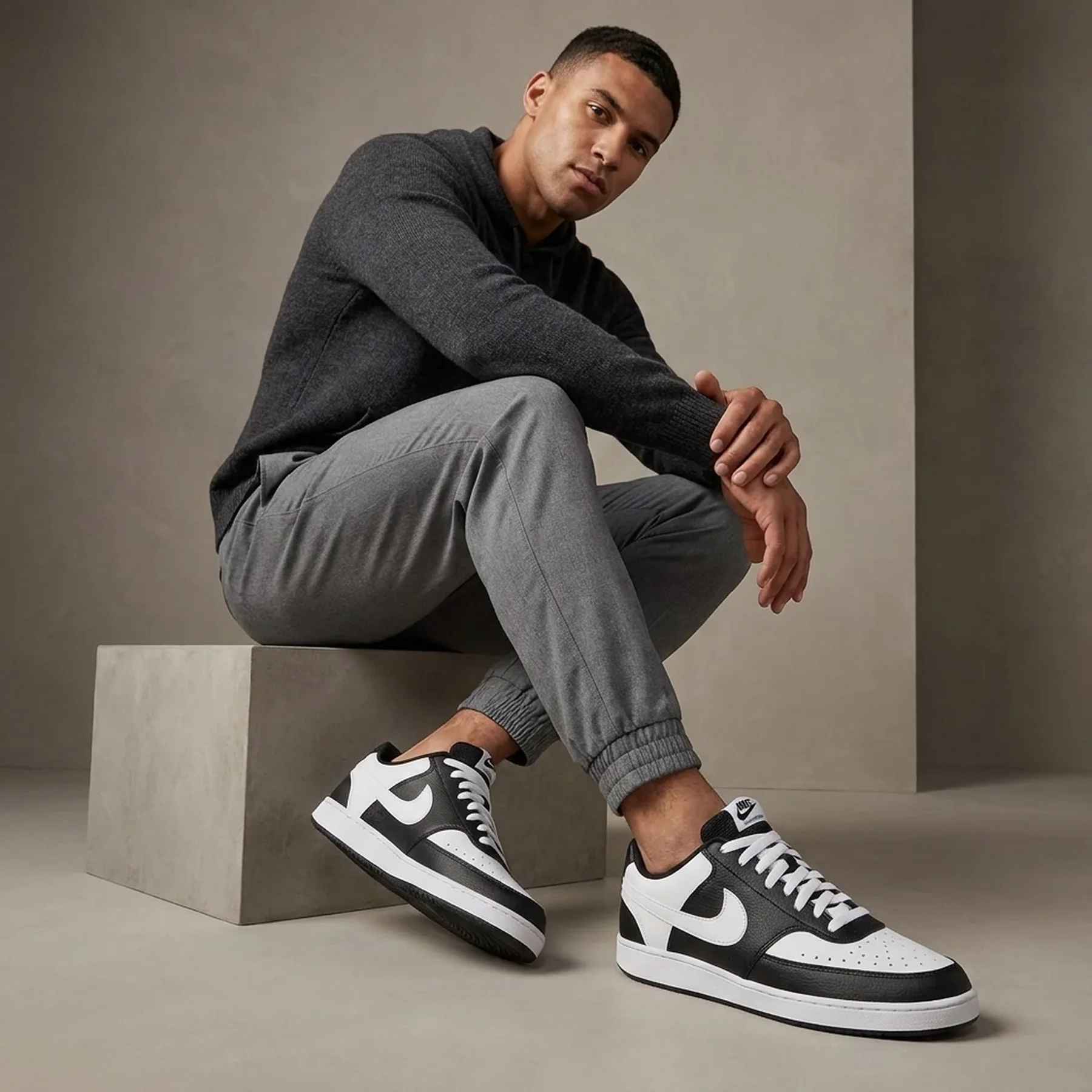 Кросівки чоловічі NIKE COURT VISION LO HM9862-001, 45