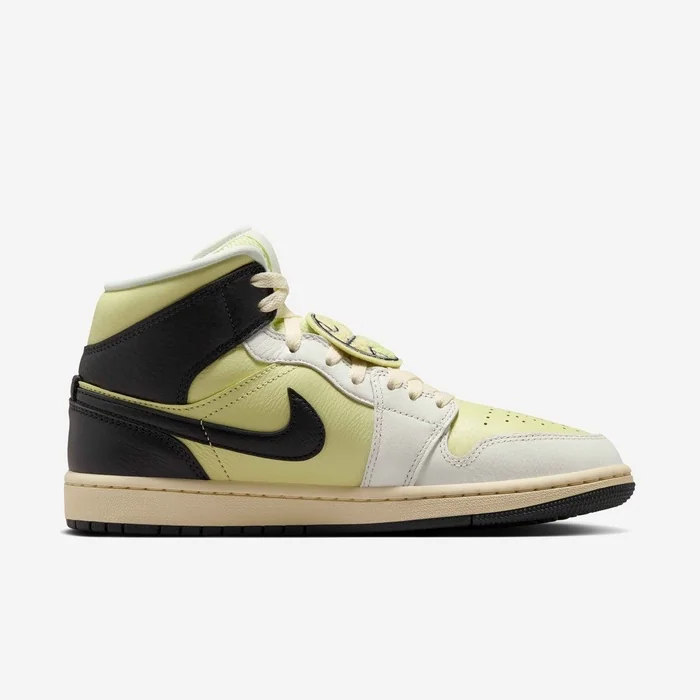 Кросівки жіночі Air Jordan 1 Mid SE HQ3008-130, 36.5