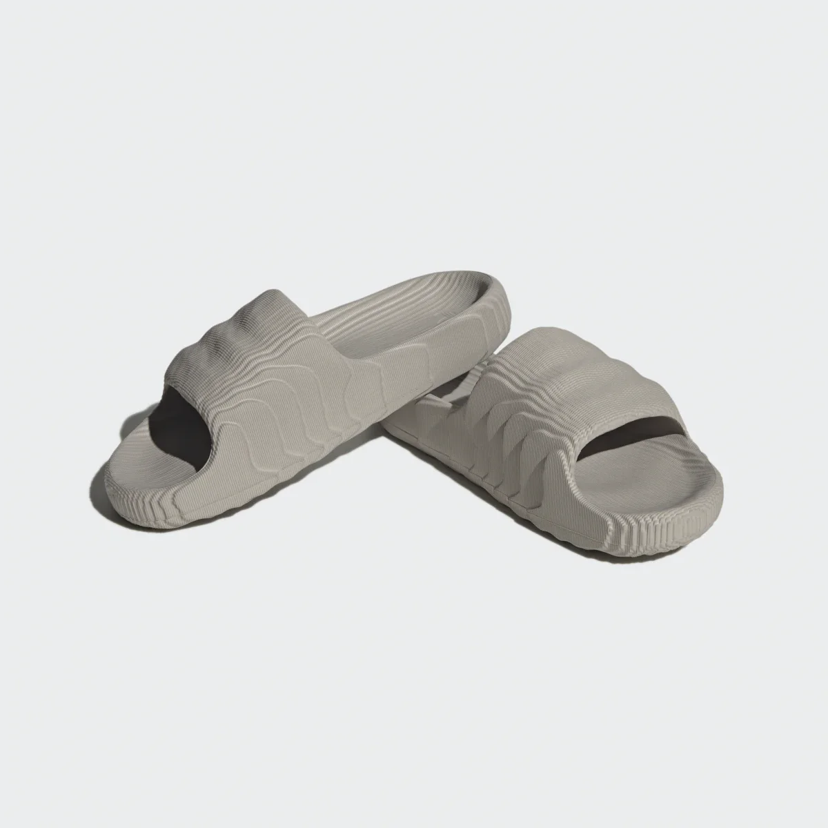 Adidas Adilette 22 — тапочки — фото 4