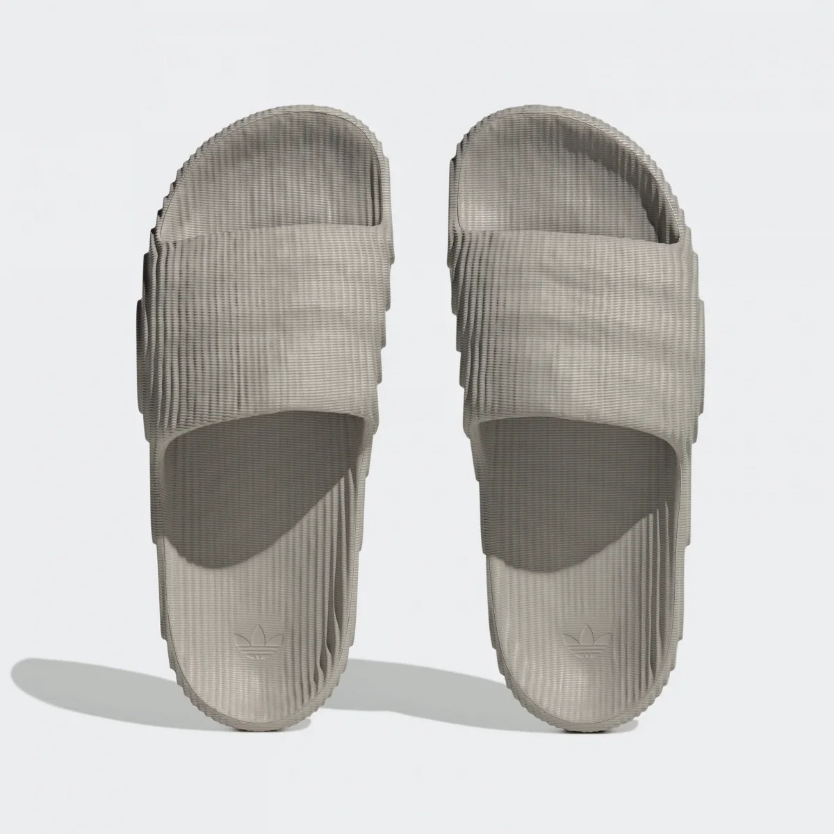Adidas Adilette 22 — тапочки — фото 6