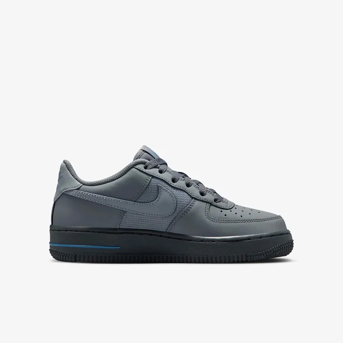 Кросівки підліткові Nike Air Force 1 Kids IM6029-084, 38.5