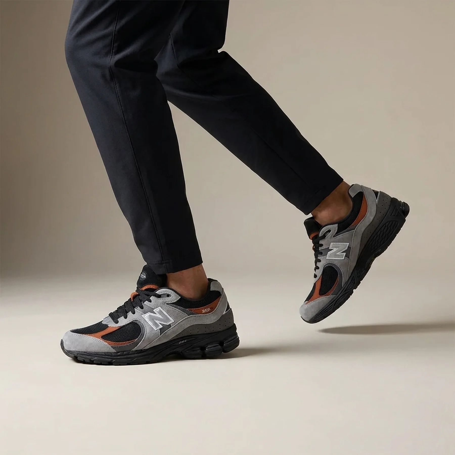 New Balance 2002 — кросівки