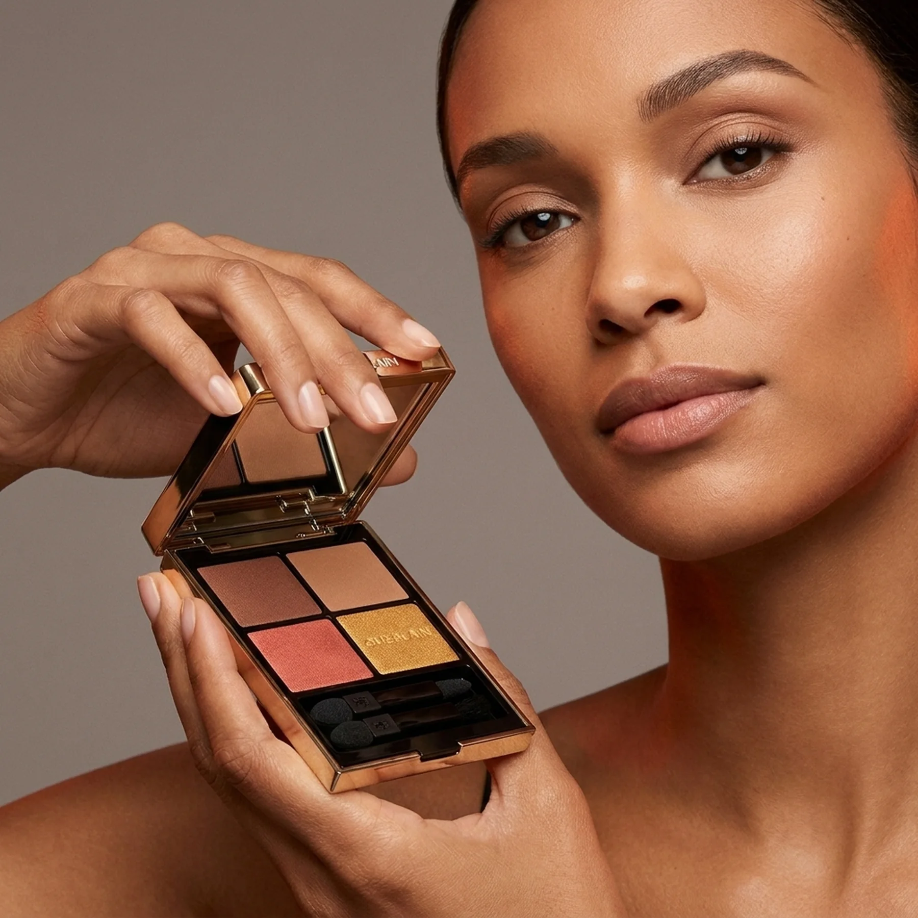 Палетка теней для век Guerlain Ombre G Quad Eyeshadow Palette 214 Exotic Orchid