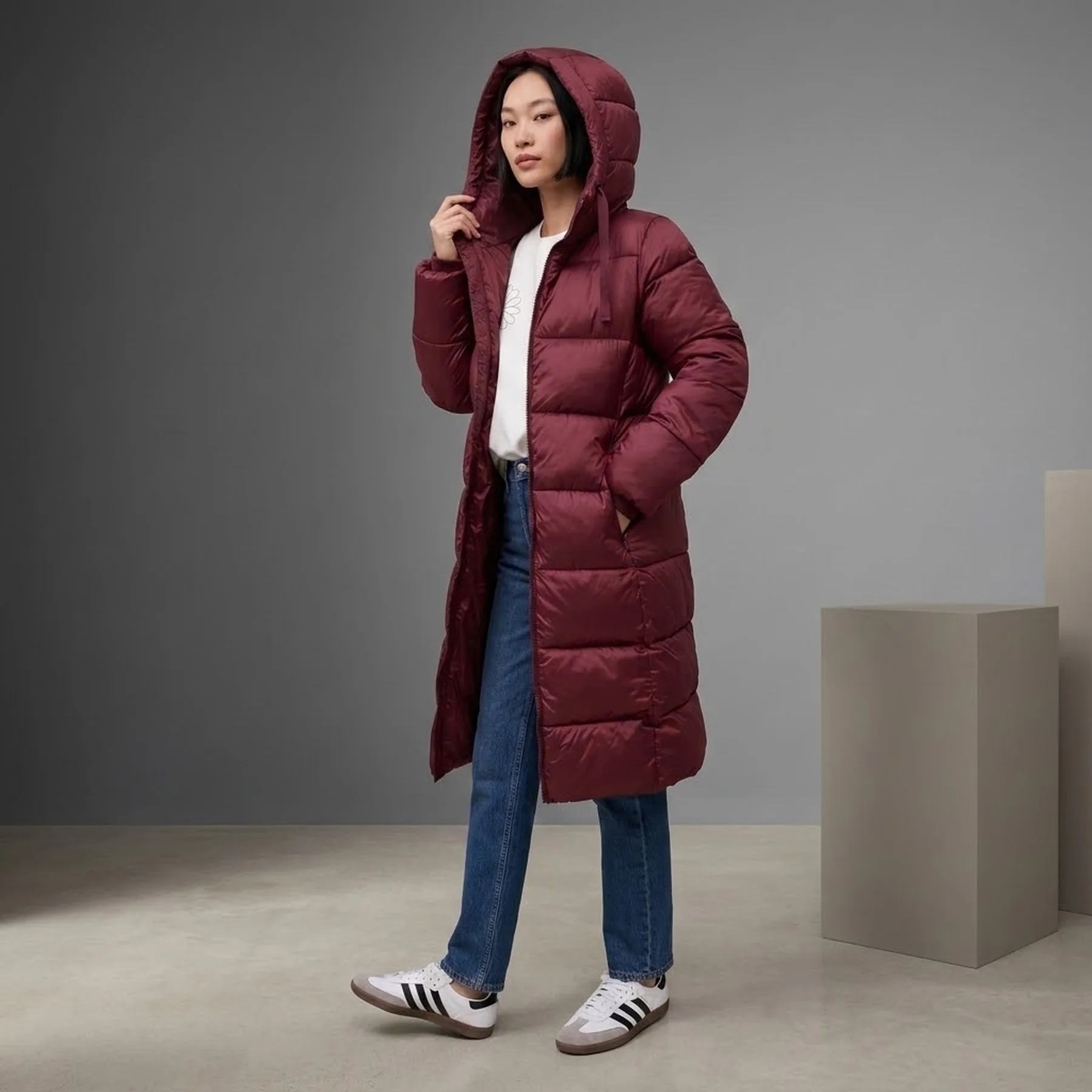 Пальто MAXI LOGO PUFFER SHINE COAT 724312-00 GAP L Бордовий