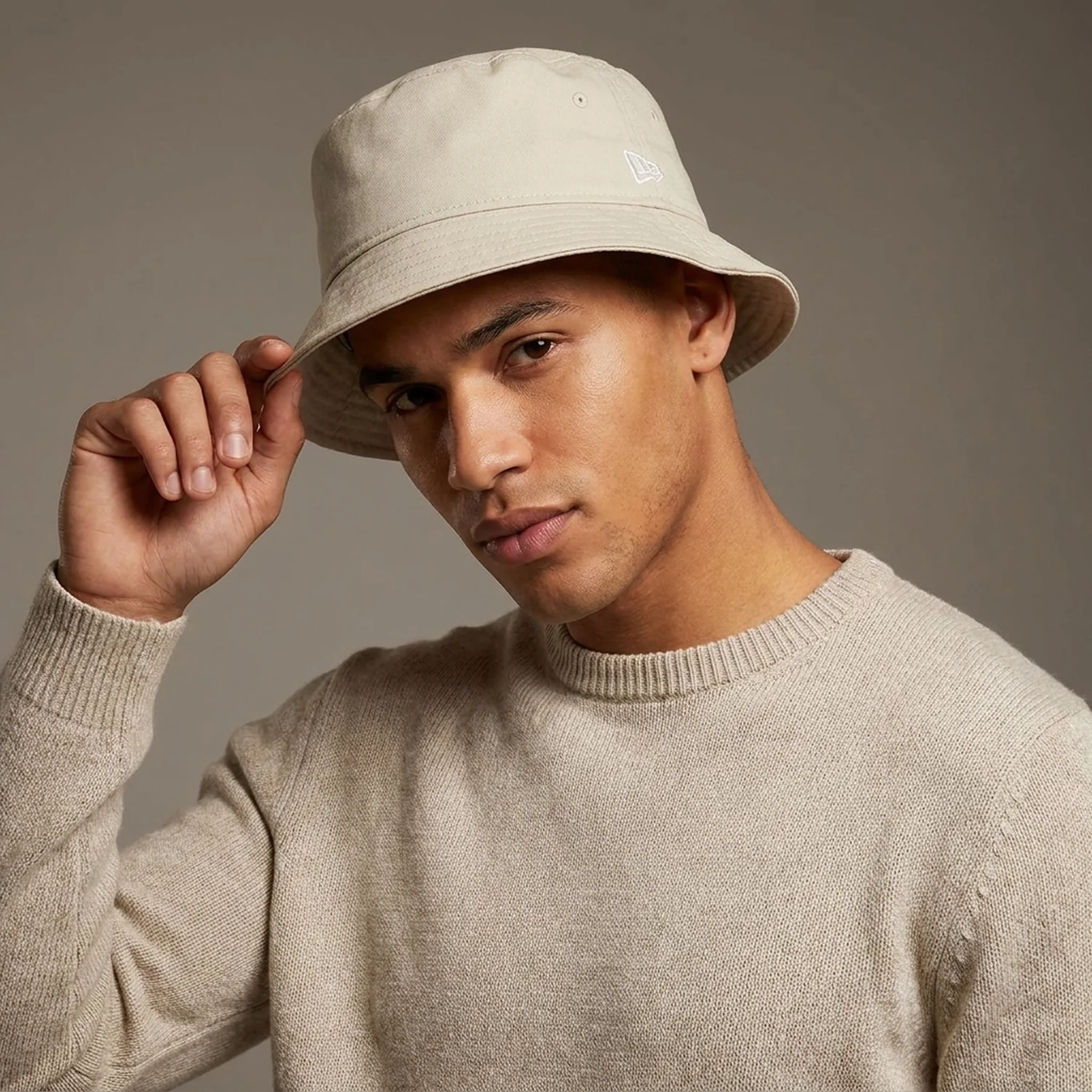 Панама New Era Essential Bucket Hat (60141563)