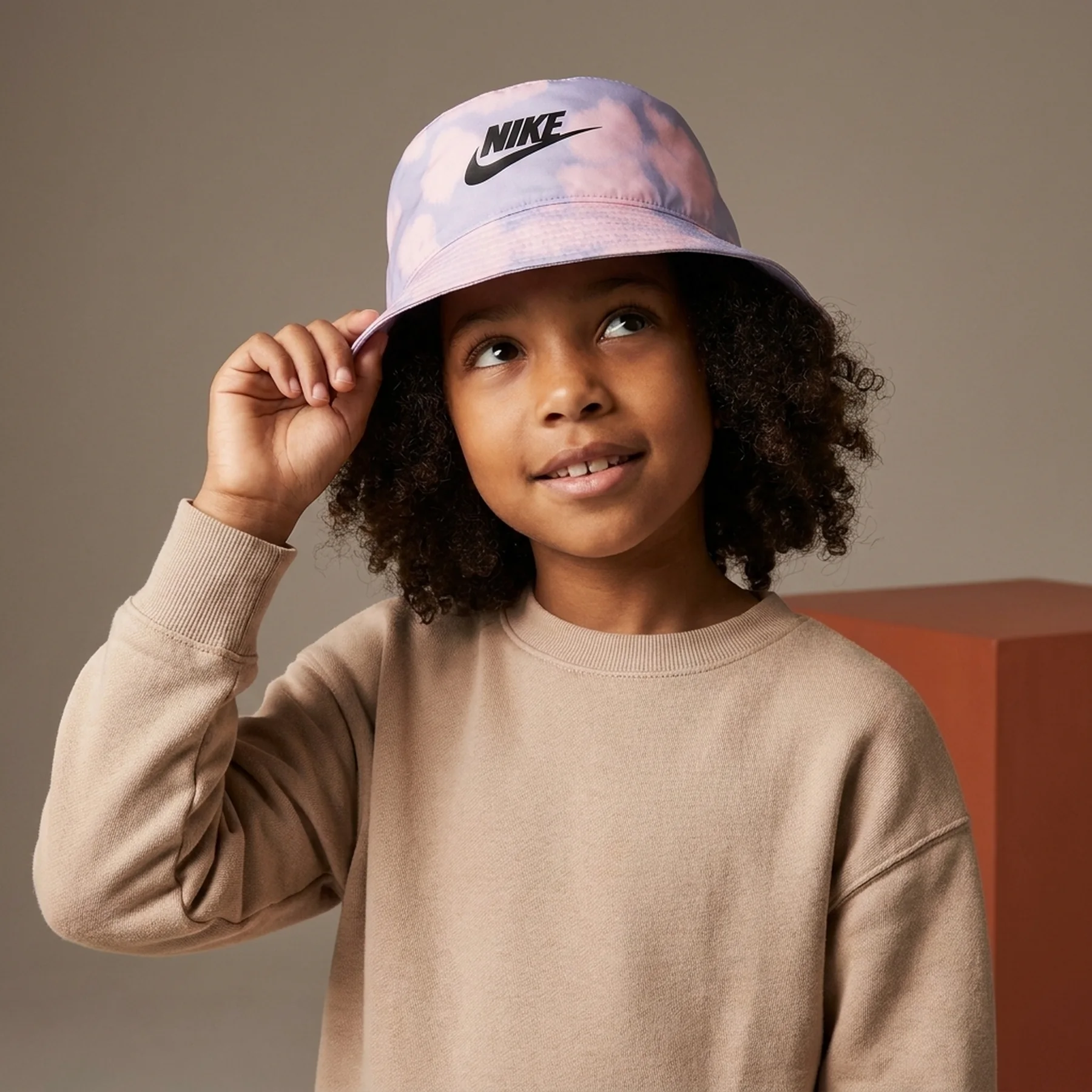 Панама Nike Big Kids' Reversible Bucket Hat (DQ9922-536)