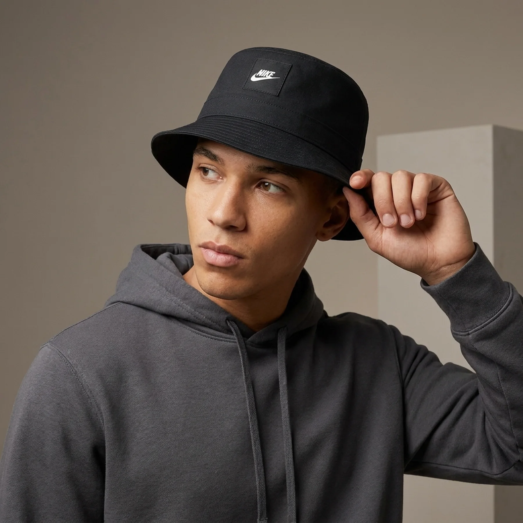 Nike Apex Bucket T Sq Fut