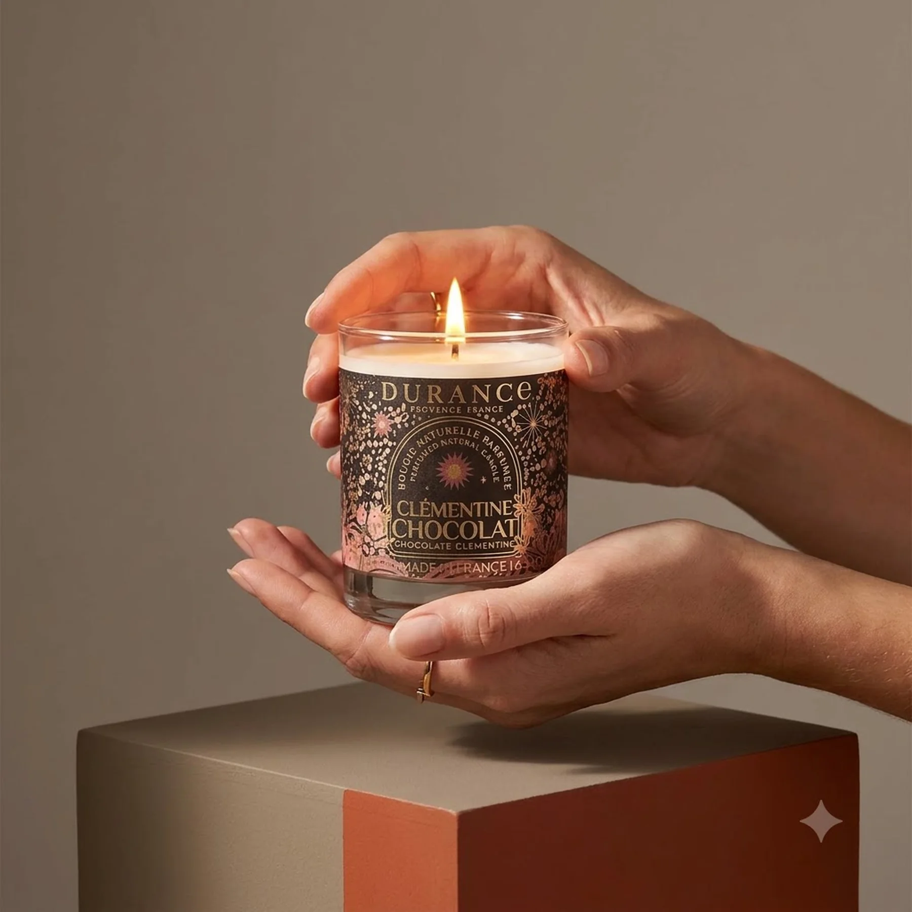 Парфюмированная свеча Durance Perfumed Handcraft Candle 180 г "Клементина" з шоколадом