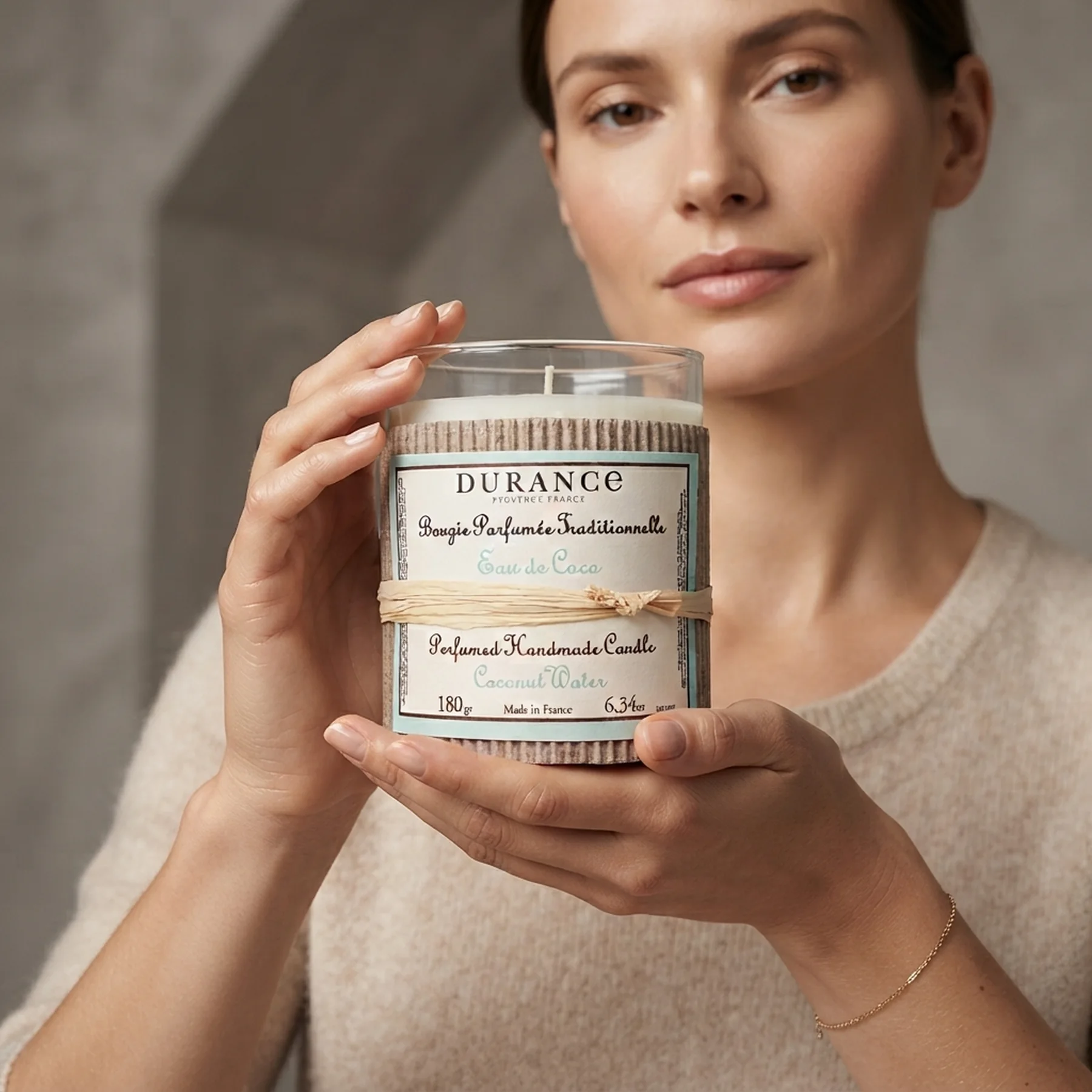 Парфюмированная свеча Durance Perfumed Handcraft Candle 180 г Кокосова вода