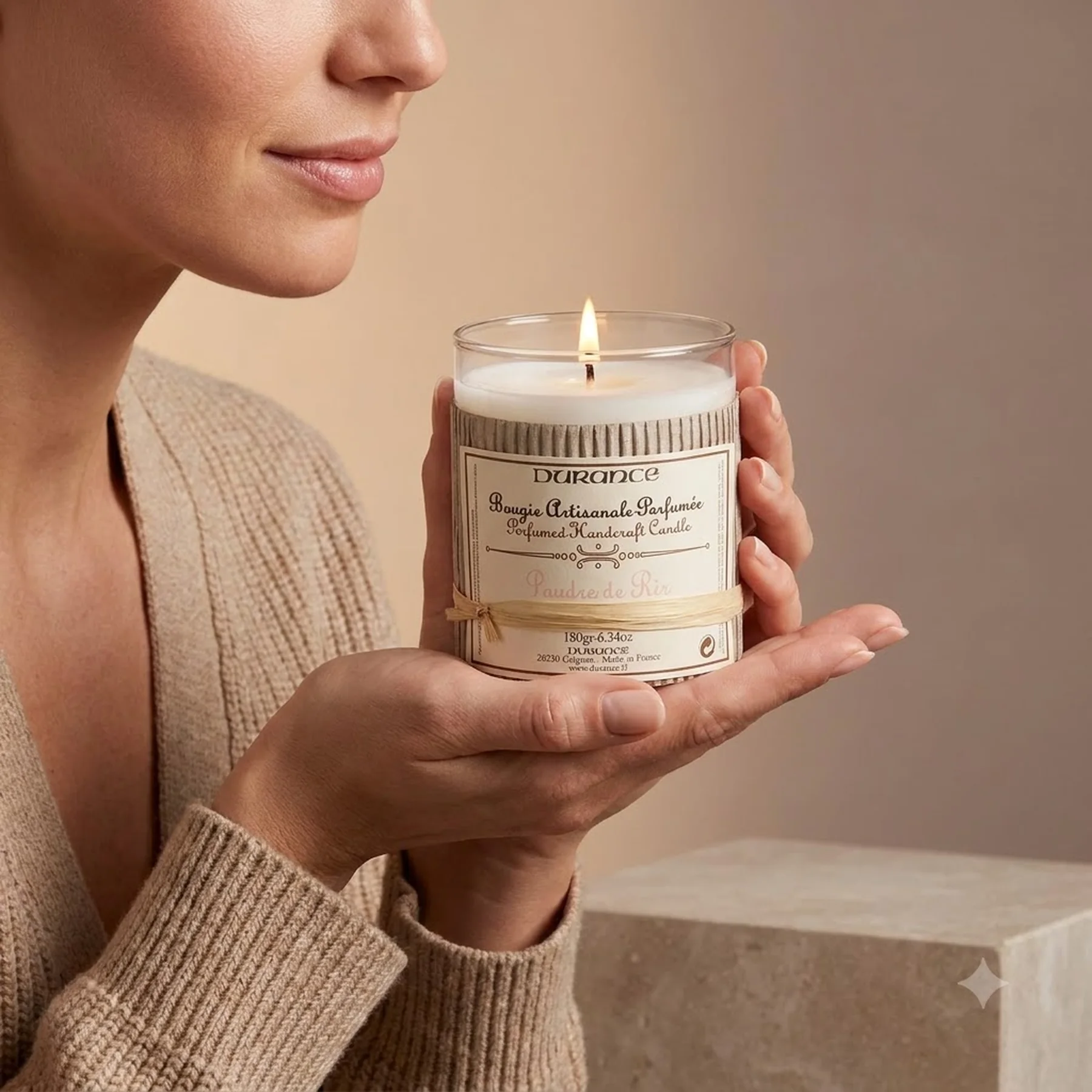 Парфюмированная свеча Durance Perfumed Handcraft Candle 180 г Рисовая пудра