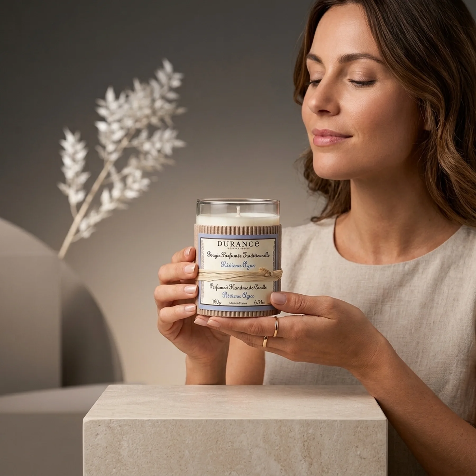 Парфюмированная свеча Durance Perfumed Handcraft Candle 180 г Riviera Azur