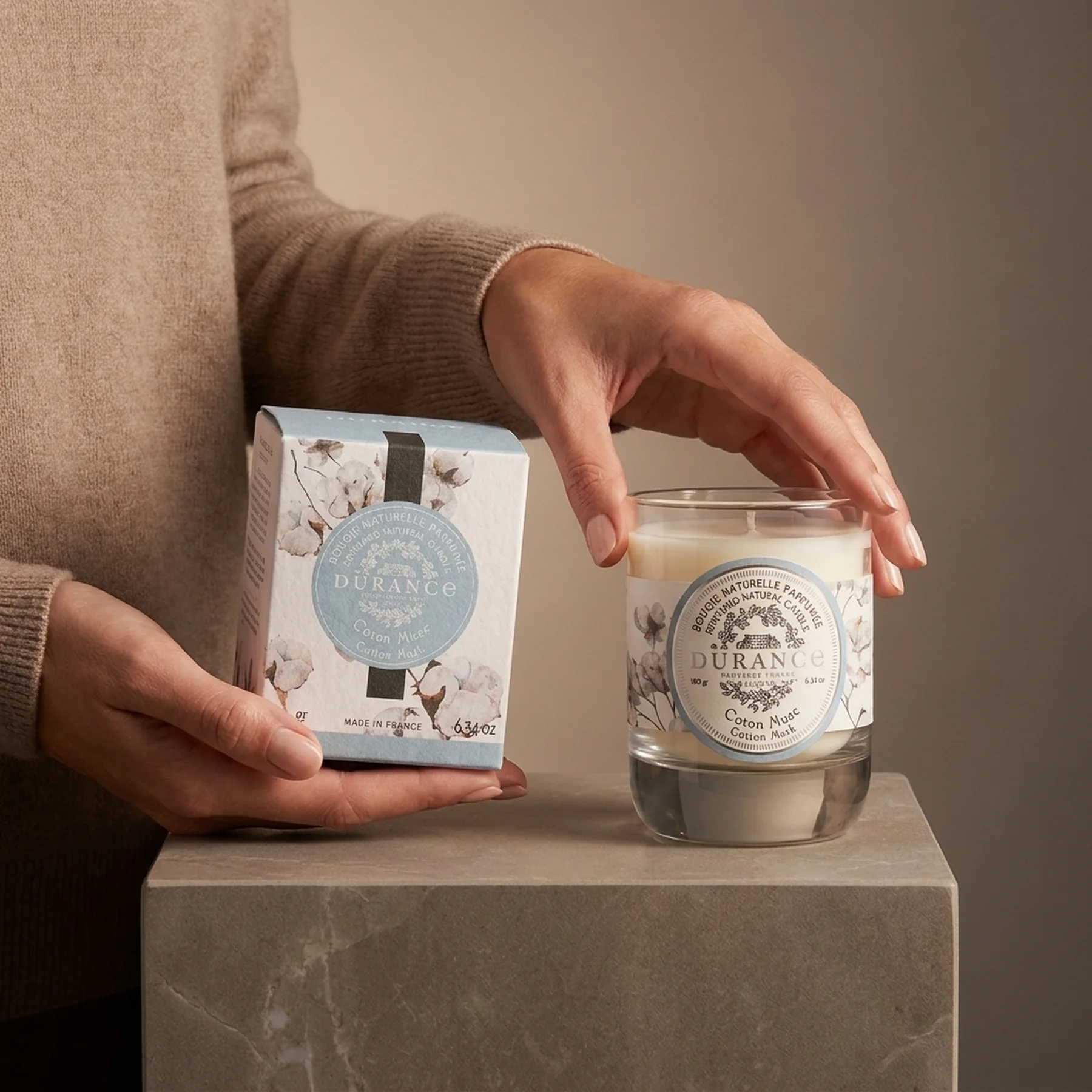 Парфюмированная свеча Durance Perfumed Natural Candle 180 г Бавовна-Мускус